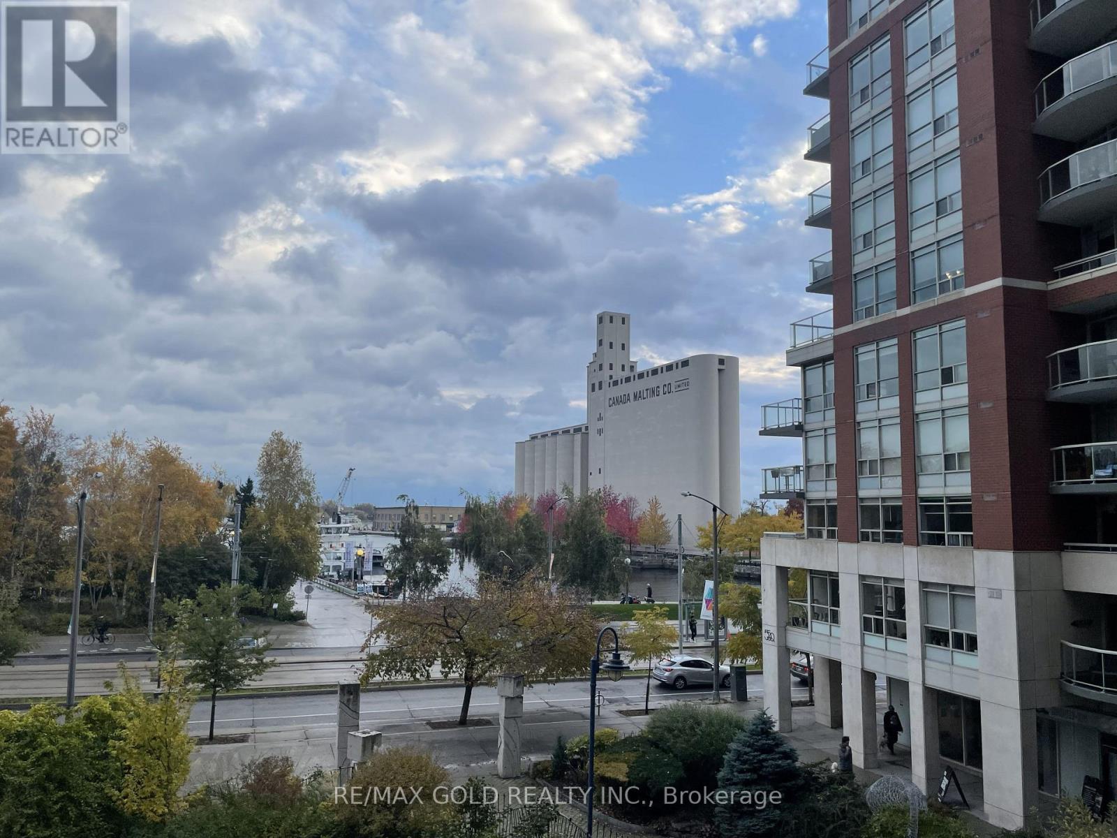 318 - 550 QUEENS QUAY W, Toronto, Ontario