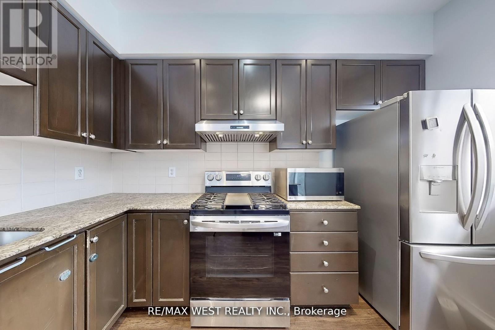 35 Bell Estate Road, Toronto, Ontario  M1L 0E2 - Photo 11 - E12518464