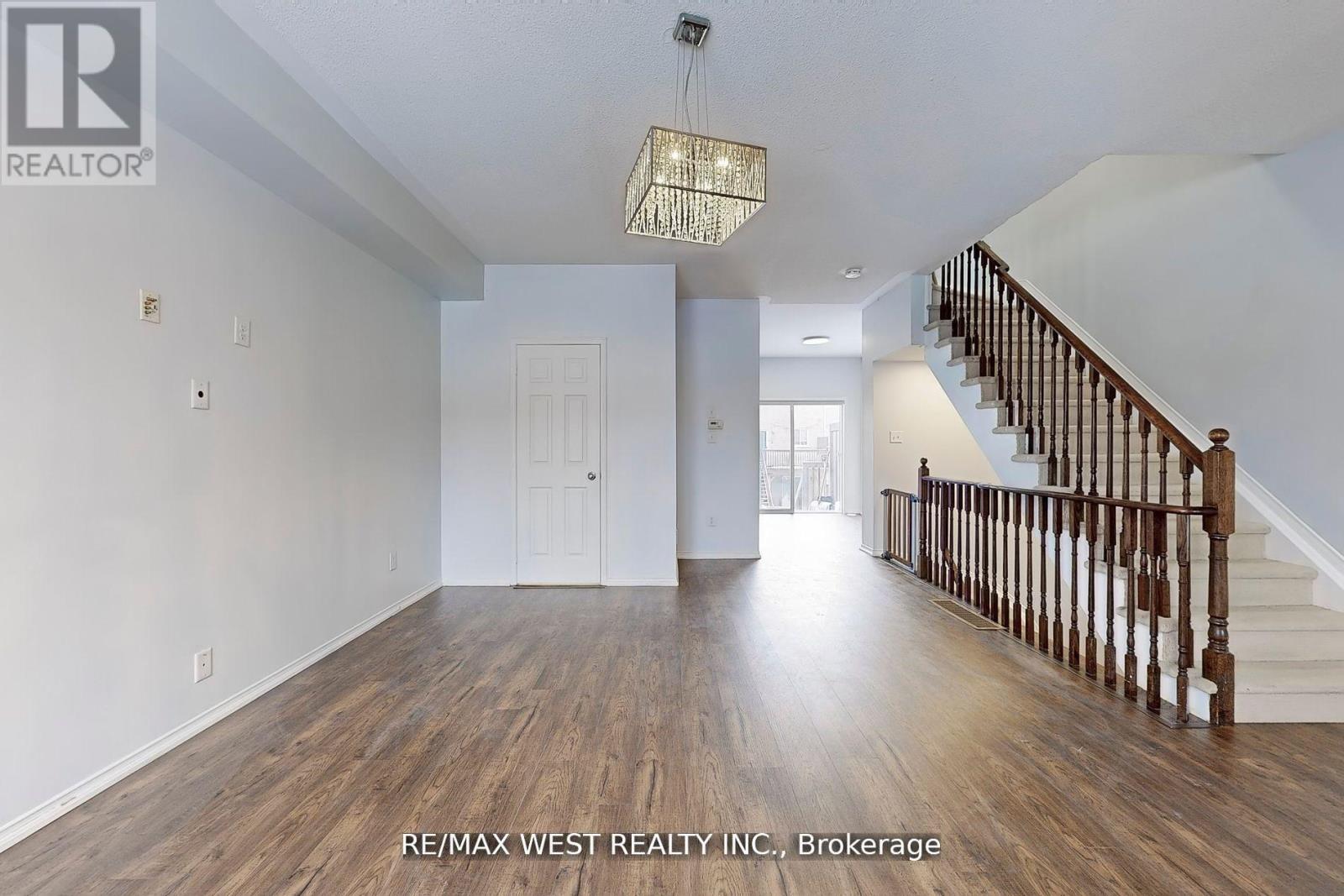 35 Bell Estate Road, Toronto, Ontario  M1L 0E2 - Photo 7 - E12518464