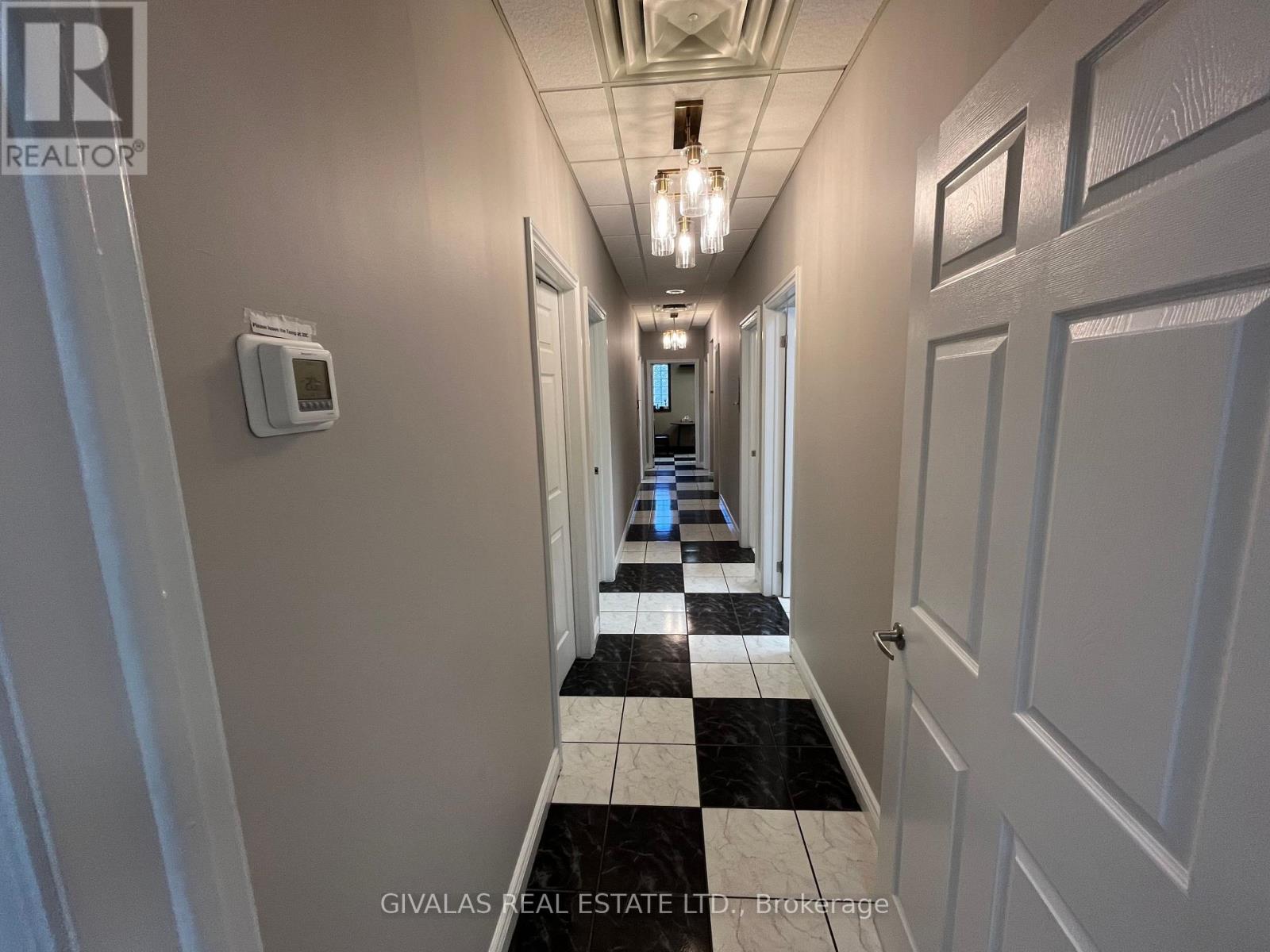 216 Brock Street S, Whitby, Ontario L1N 4K1 - Photo 10 - E12518552