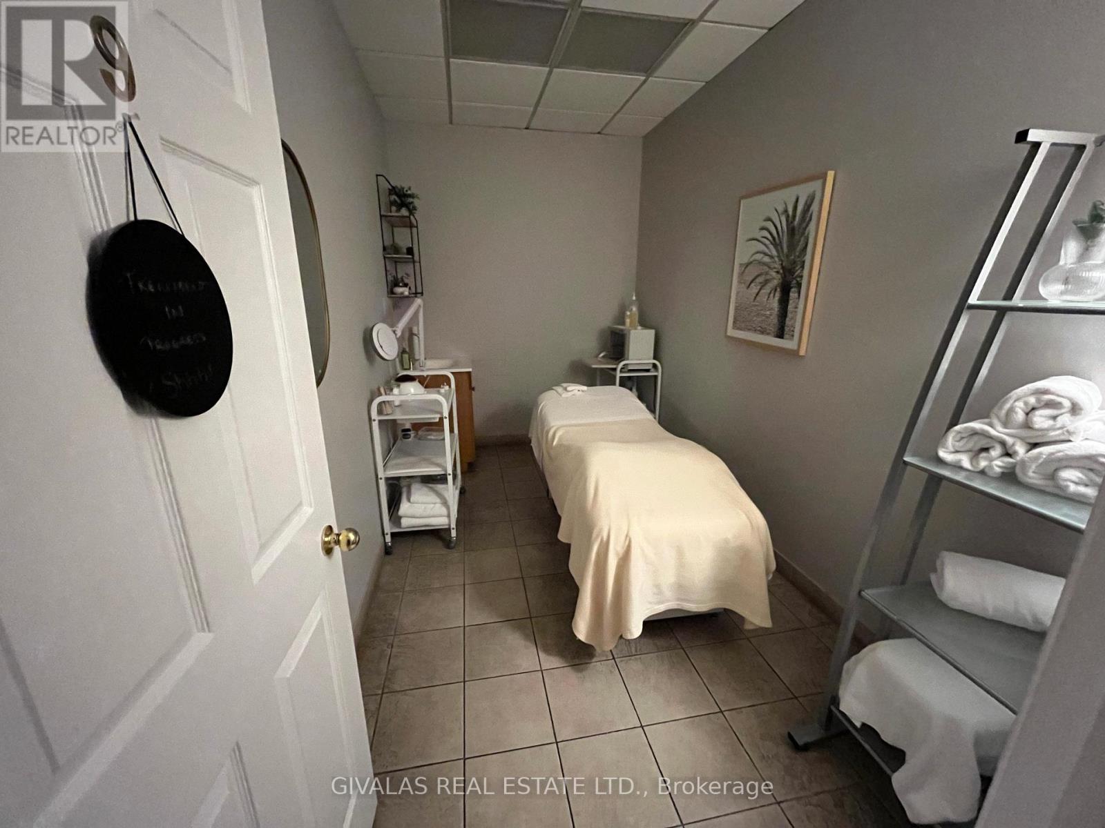 216 Brock Street S, Whitby, Ontario L1N 4K1 - Photo 17 - E12518552