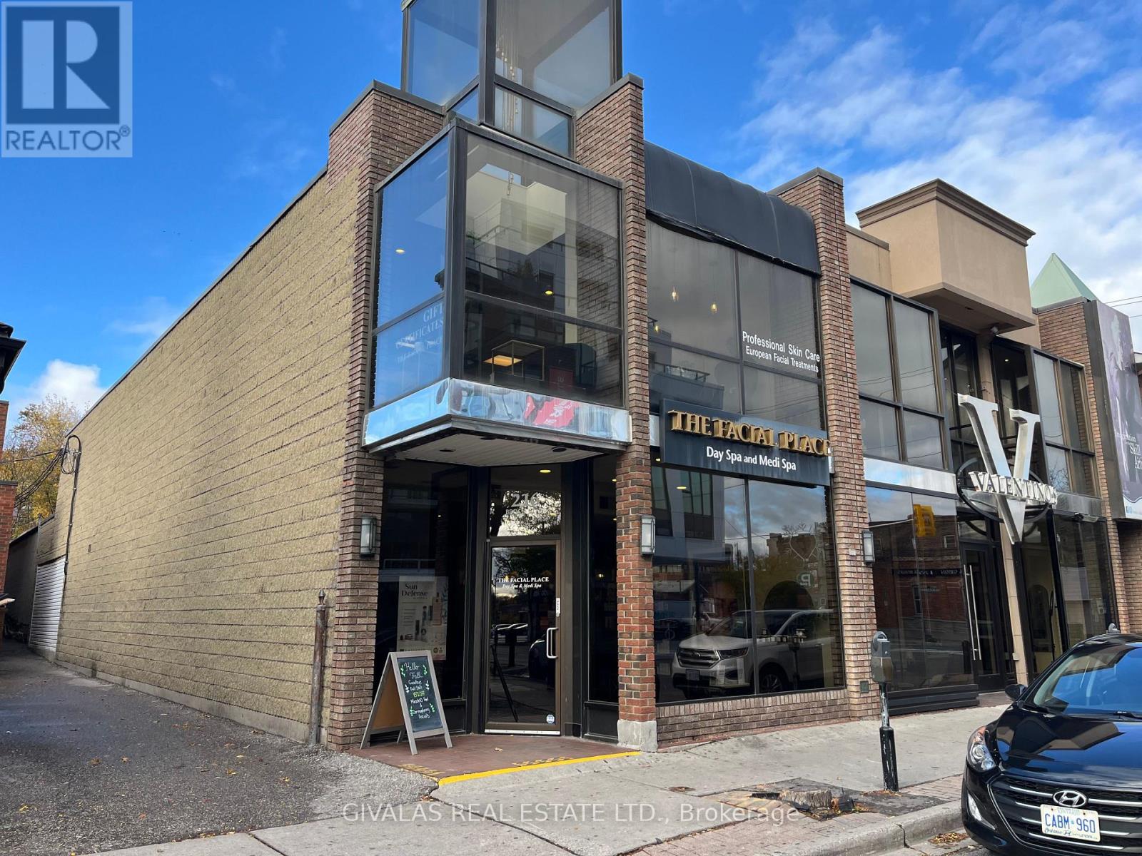 216 Brock Street S, Whitby, Ontario L1N 4K1 - Photo 3 - E12518552