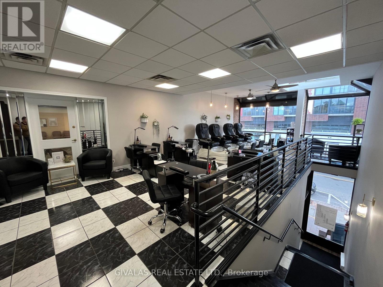 216 Brock Street S, Whitby, Ontario L1N 4K1 - Photo 7 - E12518552