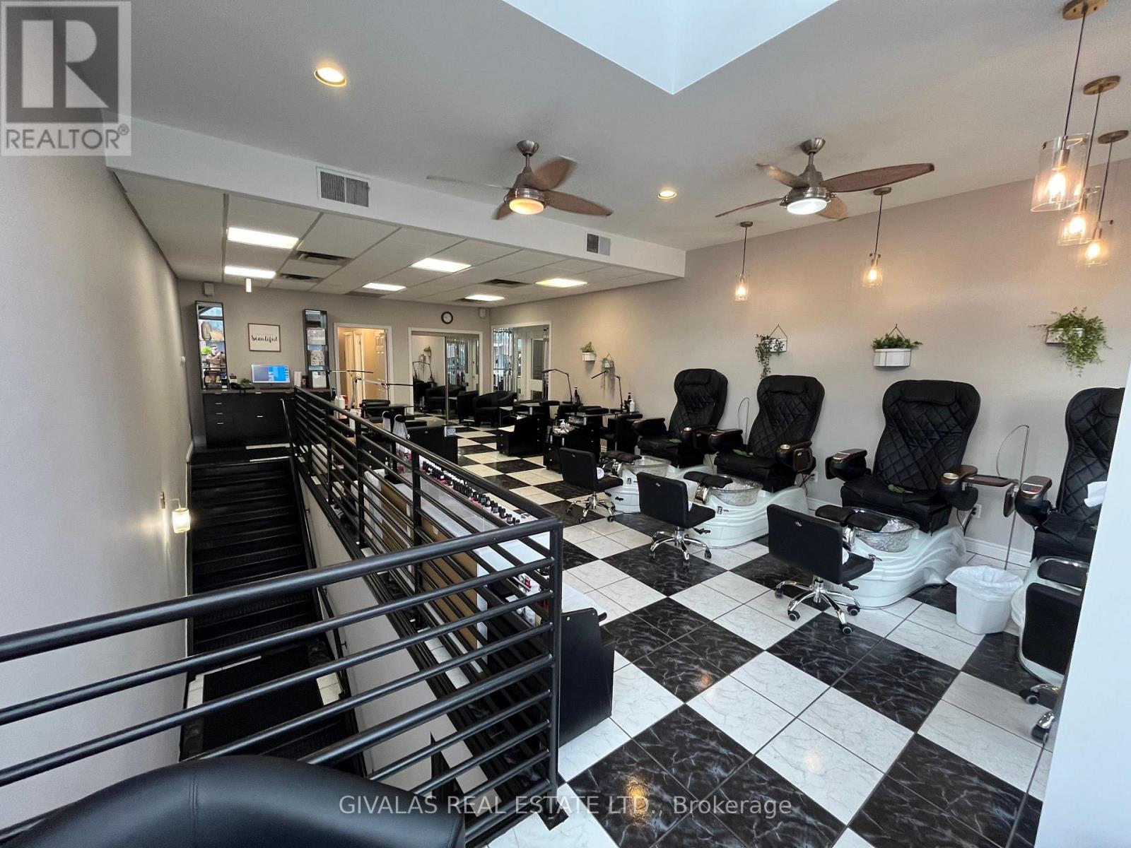 216 Brock Street S, Whitby, Ontario L1N 4K1 - Photo 9 - E12518552