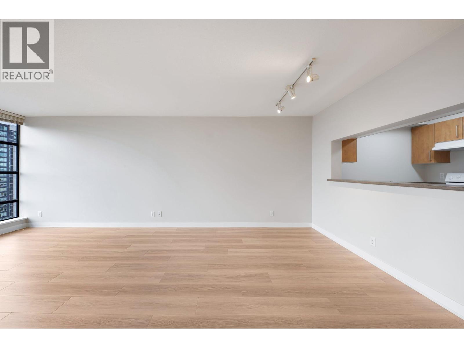 2410 5380 Oben Street, Vancouver, British Columbia  V5R 6H7 - Photo 10 - R3063316