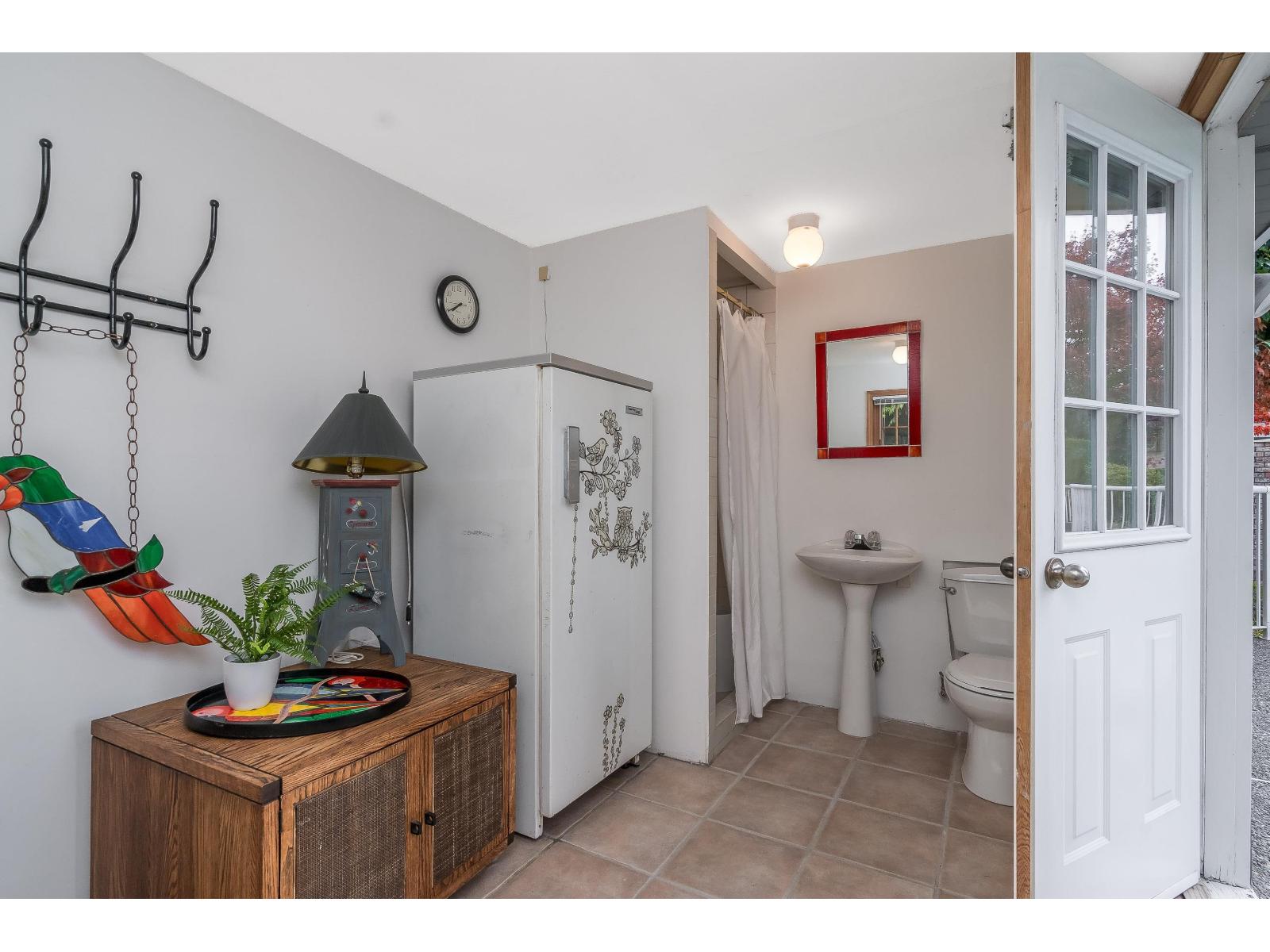 14999 21b Avenue, Surrey, British Columbia  V4A 8Z8 - Photo 38 - R3065374