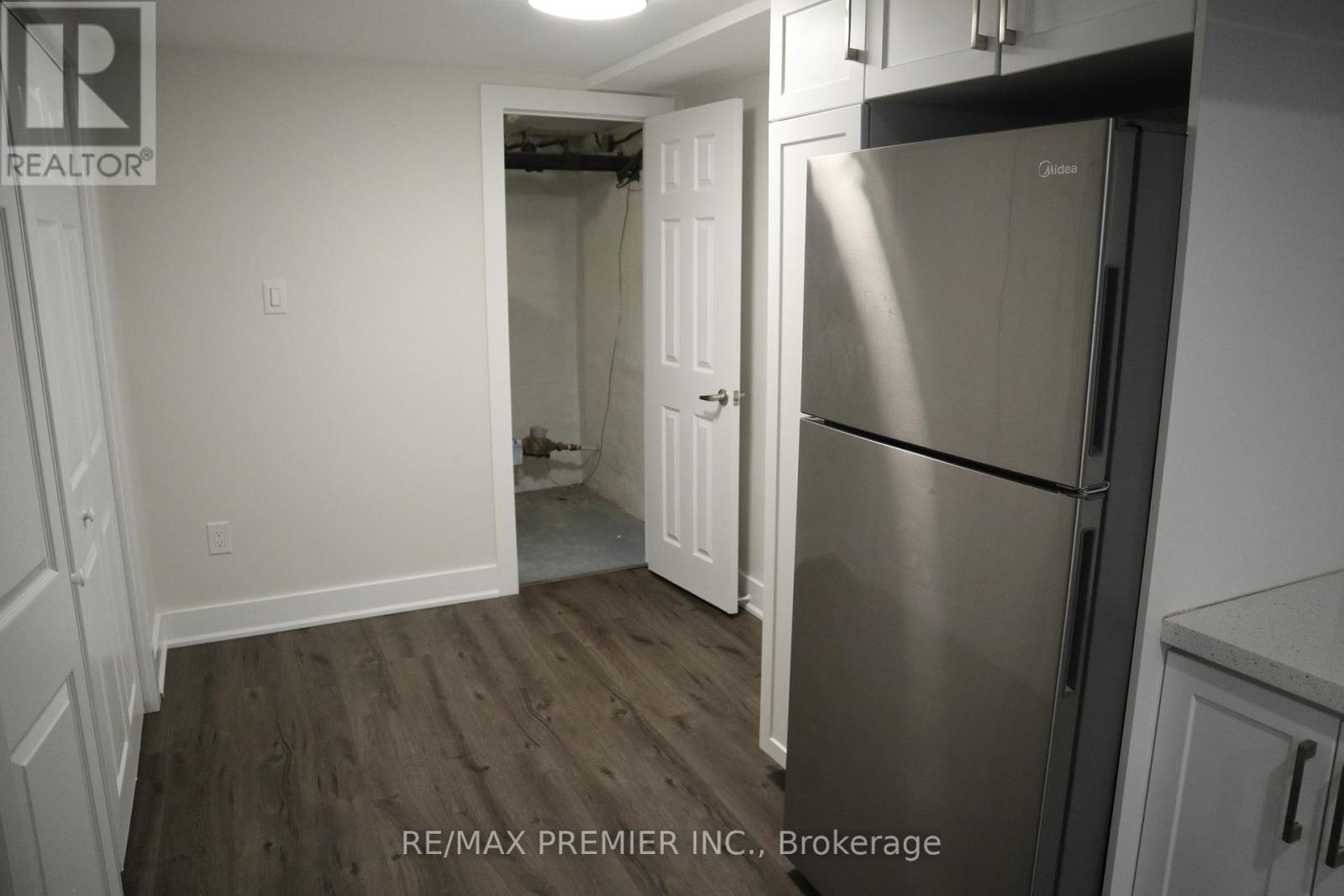 0 Bsmt - 79 Wellington Street E, Barrie, Ontario  L4M 2C3 - Photo 9 - S12518378