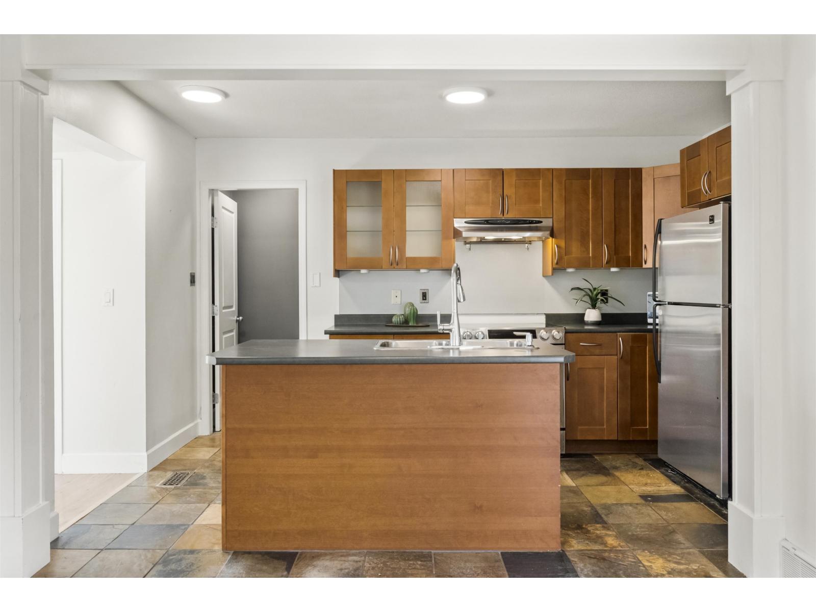 2827 Cambridge Street, Abbotsford, British Columbia  V2S 4C8 - Photo 10 - R3065261