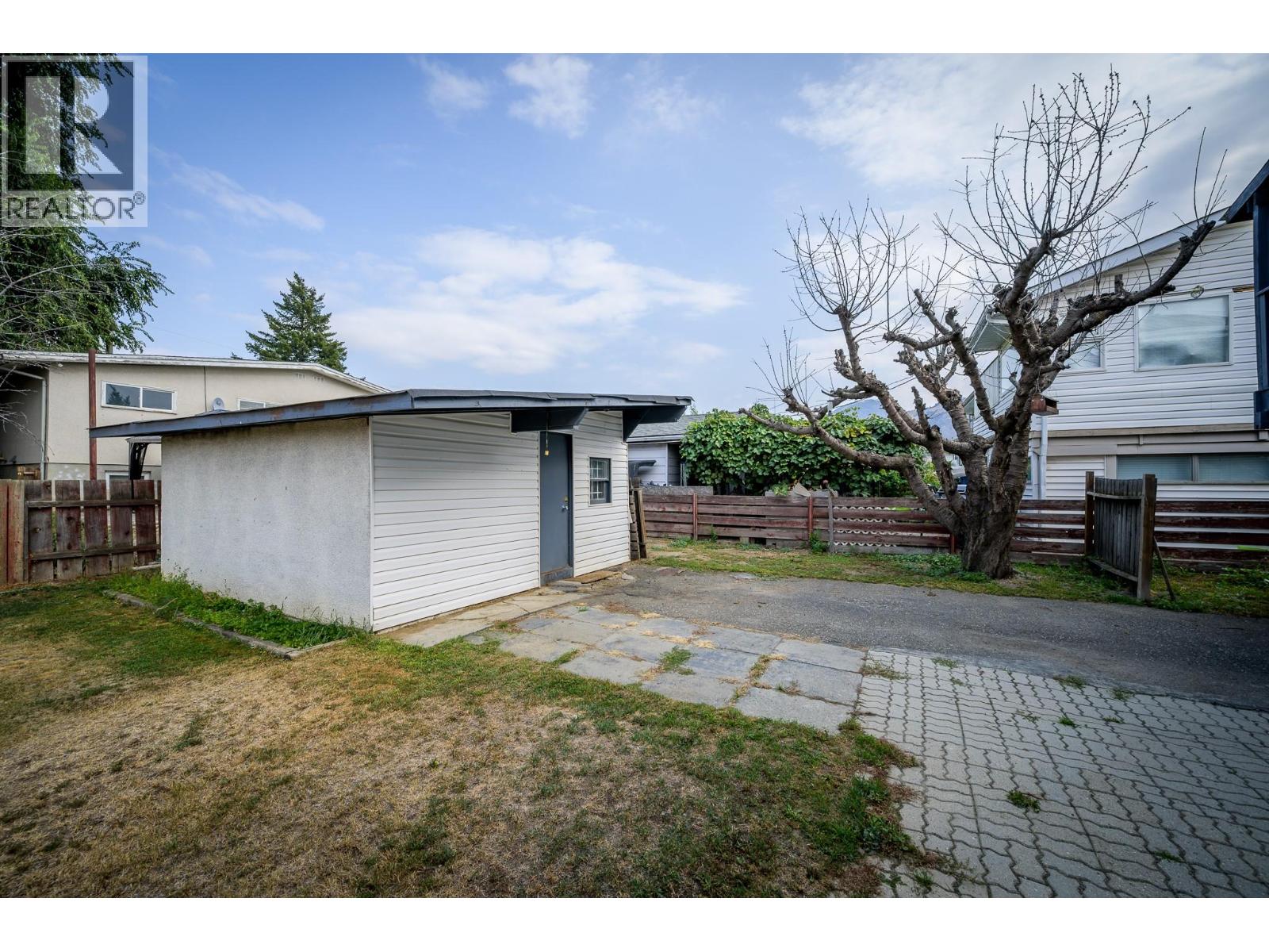 644 Brentwood Avenue, Kamloops, British Columbia  V2B 1P5 - Photo 32 - 10362347