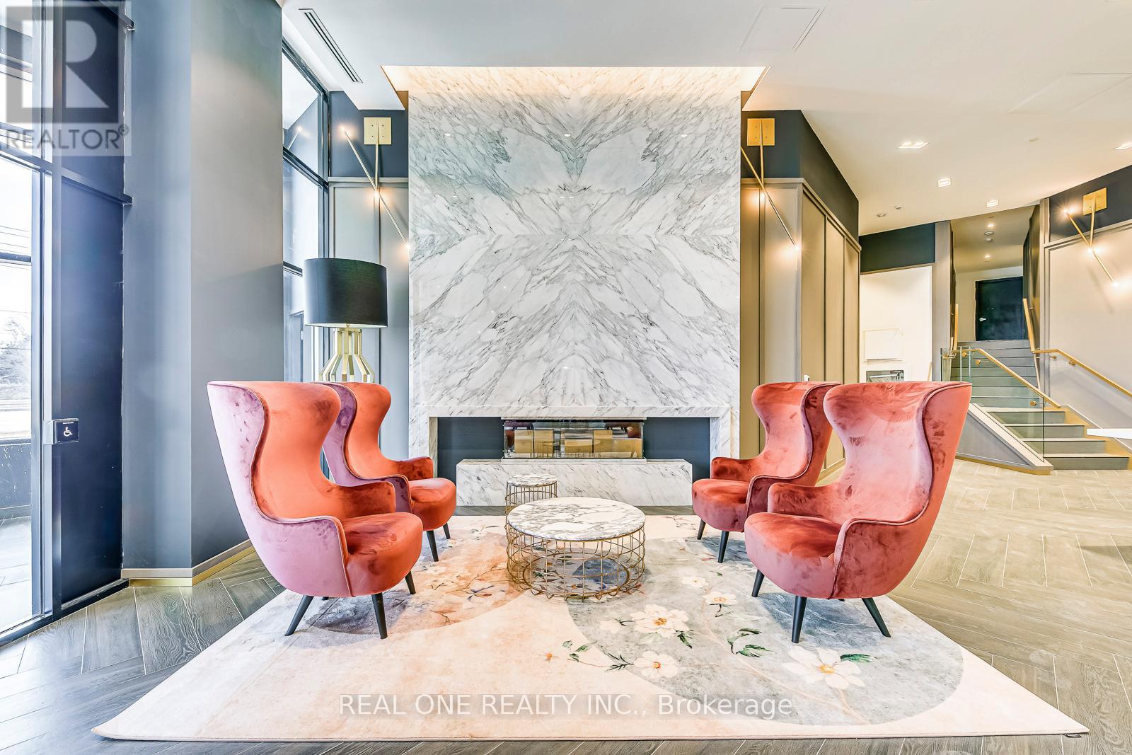 526 - 405 Dundas Street W, Oakville, Ontario L6M 5P4 - Photo 7 - W12483033