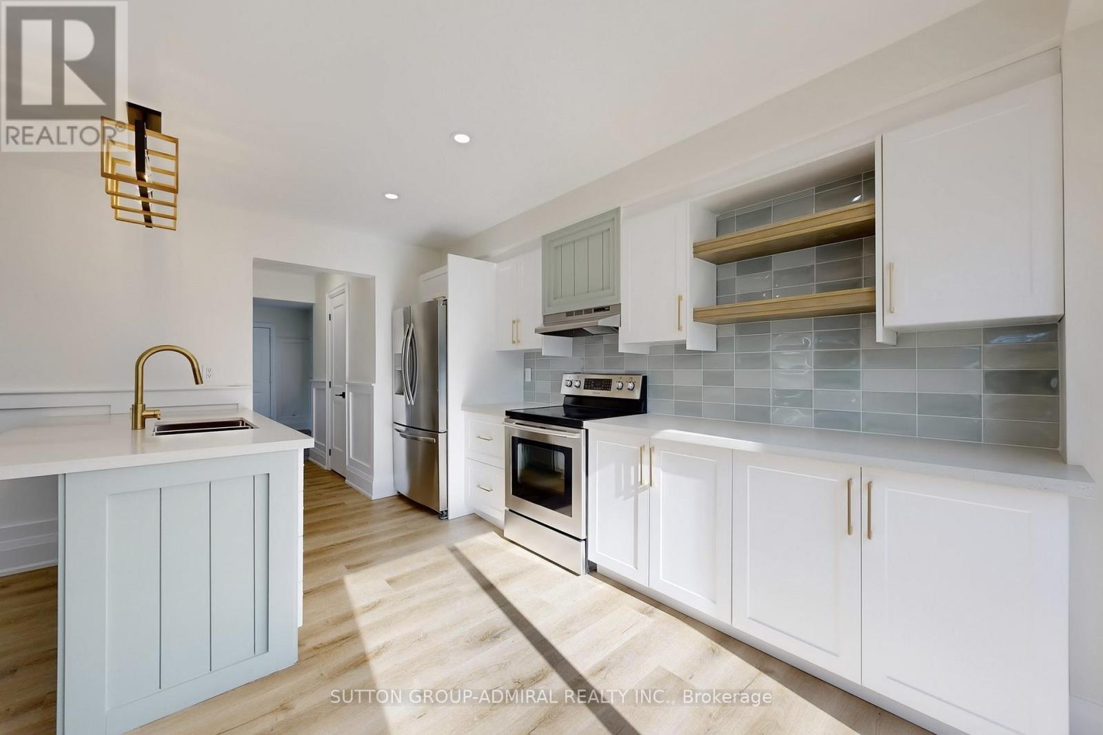 2213 Chalmers Crescent, Innisfil, Ontario  L9S 1Y6 - Photo 10 - N12518450