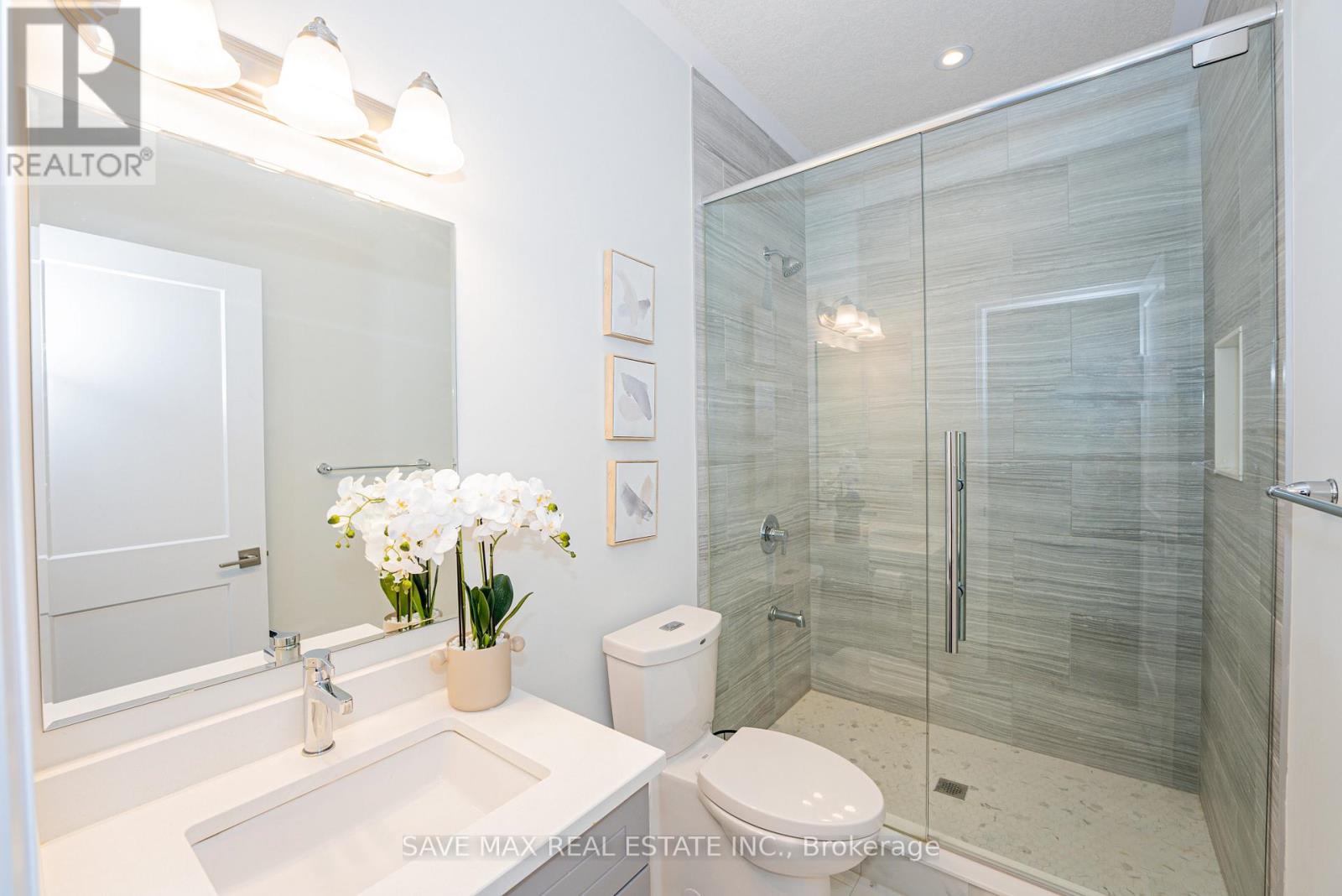 26 Falconridge Drive, Kitchener, Ontario  N2K 0G1 - Photo 33 - X12517922