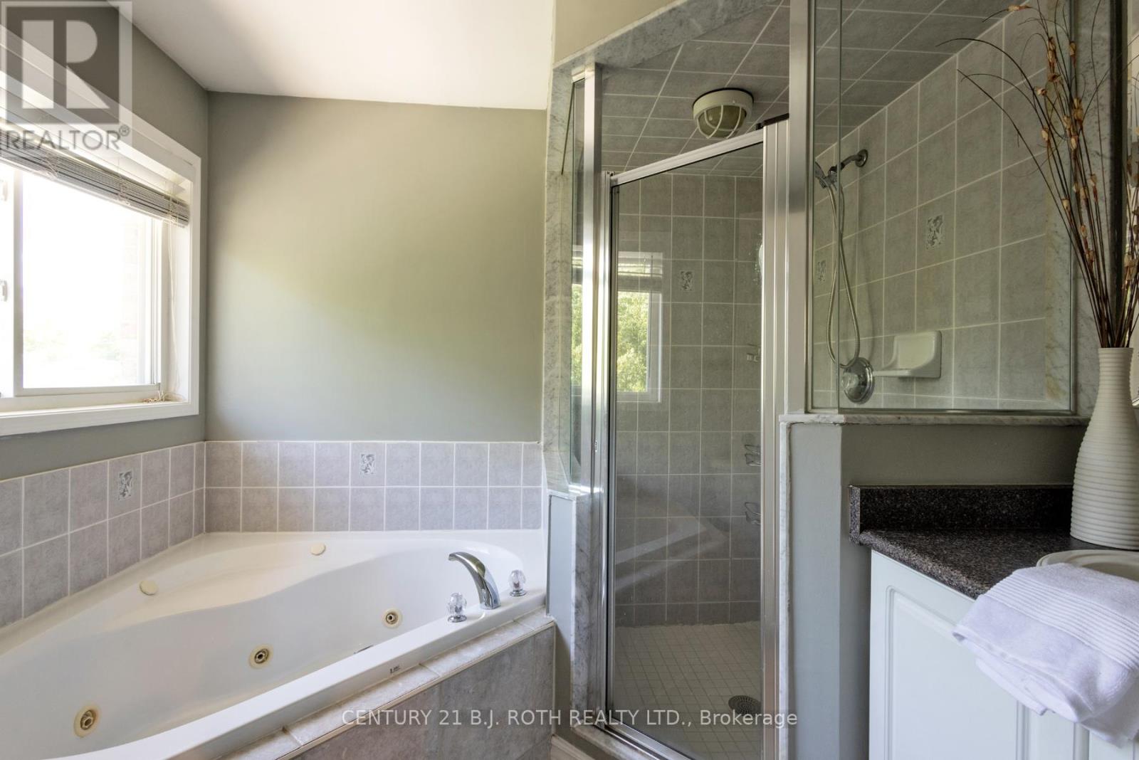 1359 Forest Street, Innisfil, Ontario  L9S 1Z9 - Photo 14 - N12518468