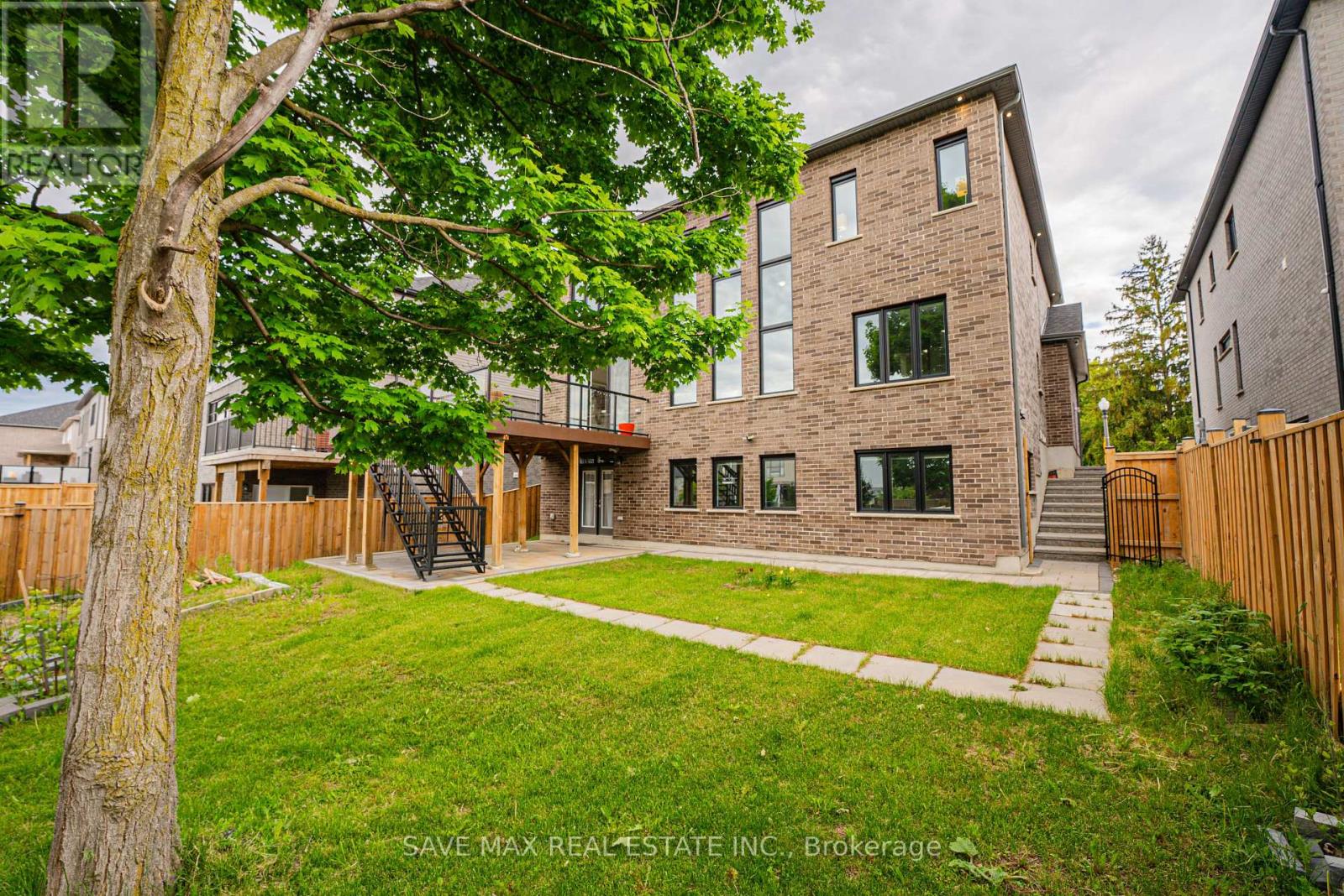 26 Falconridge Drive, Kitchener, Ontario  N2K 0G1 - Photo 48 - X12517922