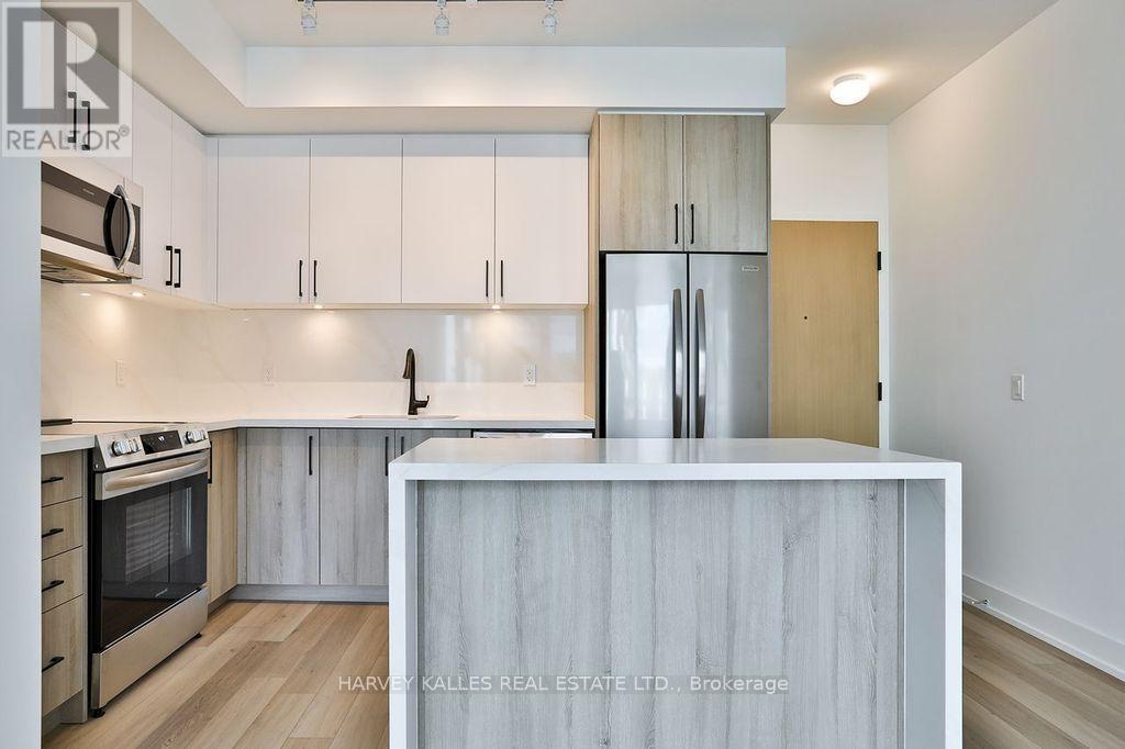 209 - 333 Sunseeker Avenue, Innisfil, Ontario  L9R 0R6 - Photo 4 - N12518610