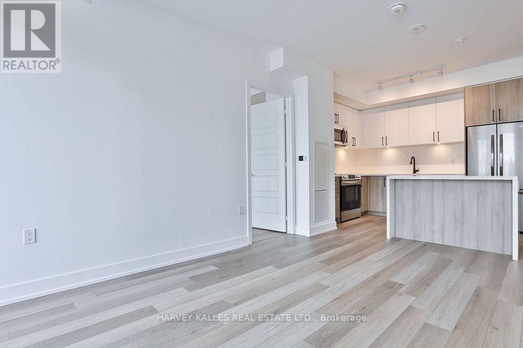 209 - 333 Sunseeker Avenue, Innisfil, Ontario  L9R 0R6 - Photo 7 - N12518610