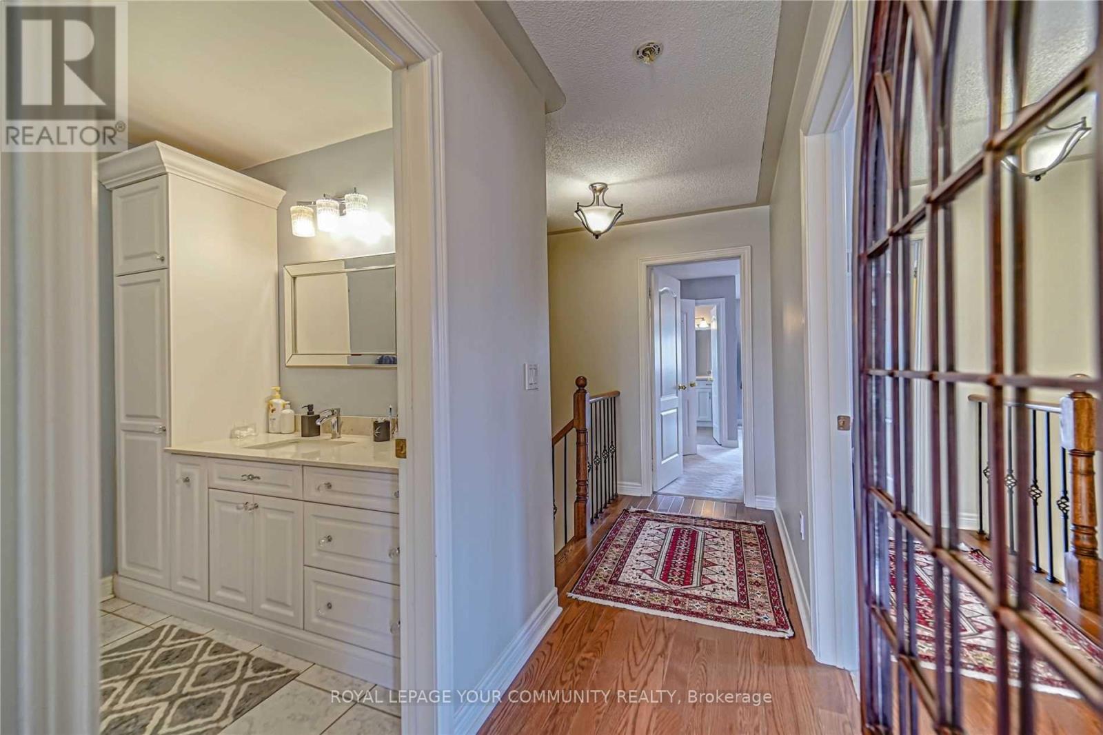 106 Snowy Meadow Ave Avenue, Richmond Hill, Ontario  L4E 3X8 - Photo 13 - N12518648