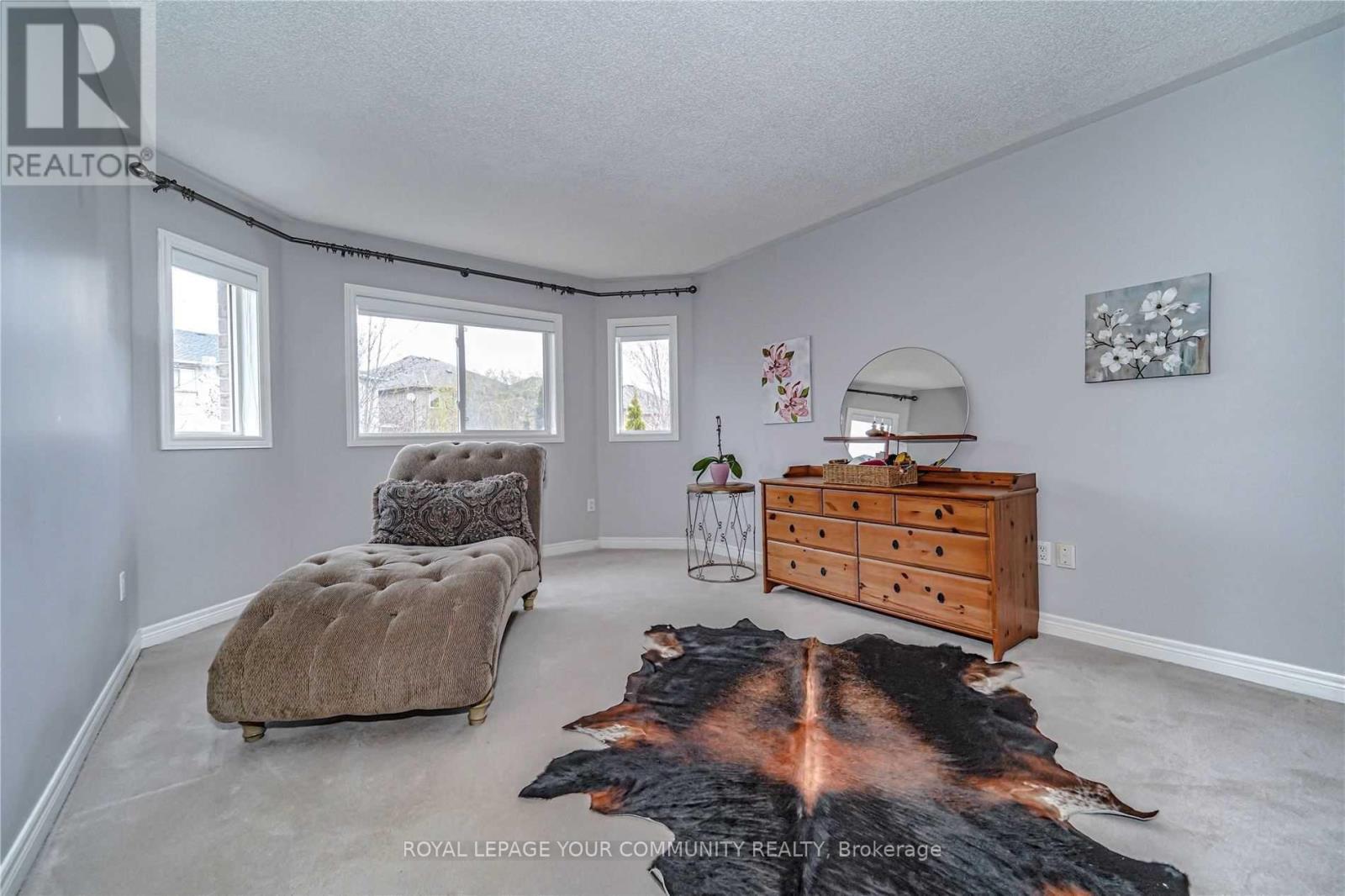 106 Snowy Meadow Ave Avenue, Richmond Hill, Ontario  L4E 3X8 - Photo 8 - N12518648