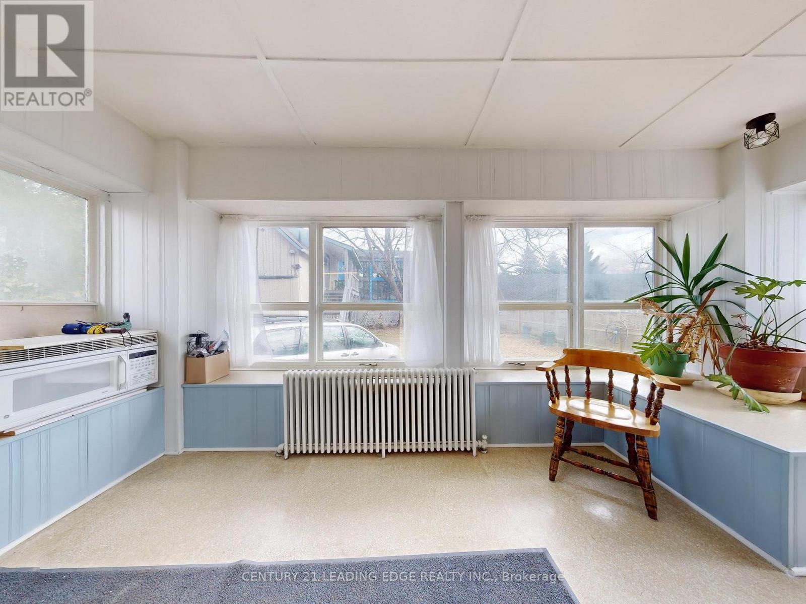 261 Main Street N, Markham, Ontario  L3P 1Y6 - Photo 4 - N12518652