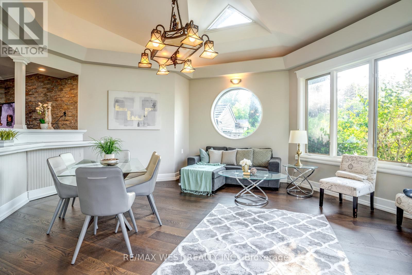 523 Lake Drive E, Georgina, Ontario  L0E 1S0 - Photo 13 - N12518662