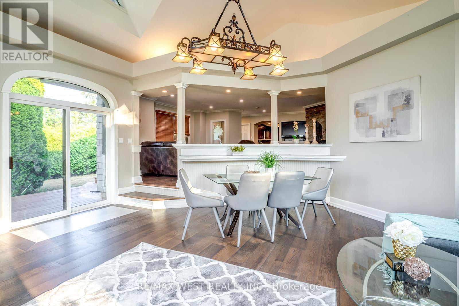 523 Lake Drive E, Georgina, Ontario  L0E 1S0 - Photo 15 - N12518662