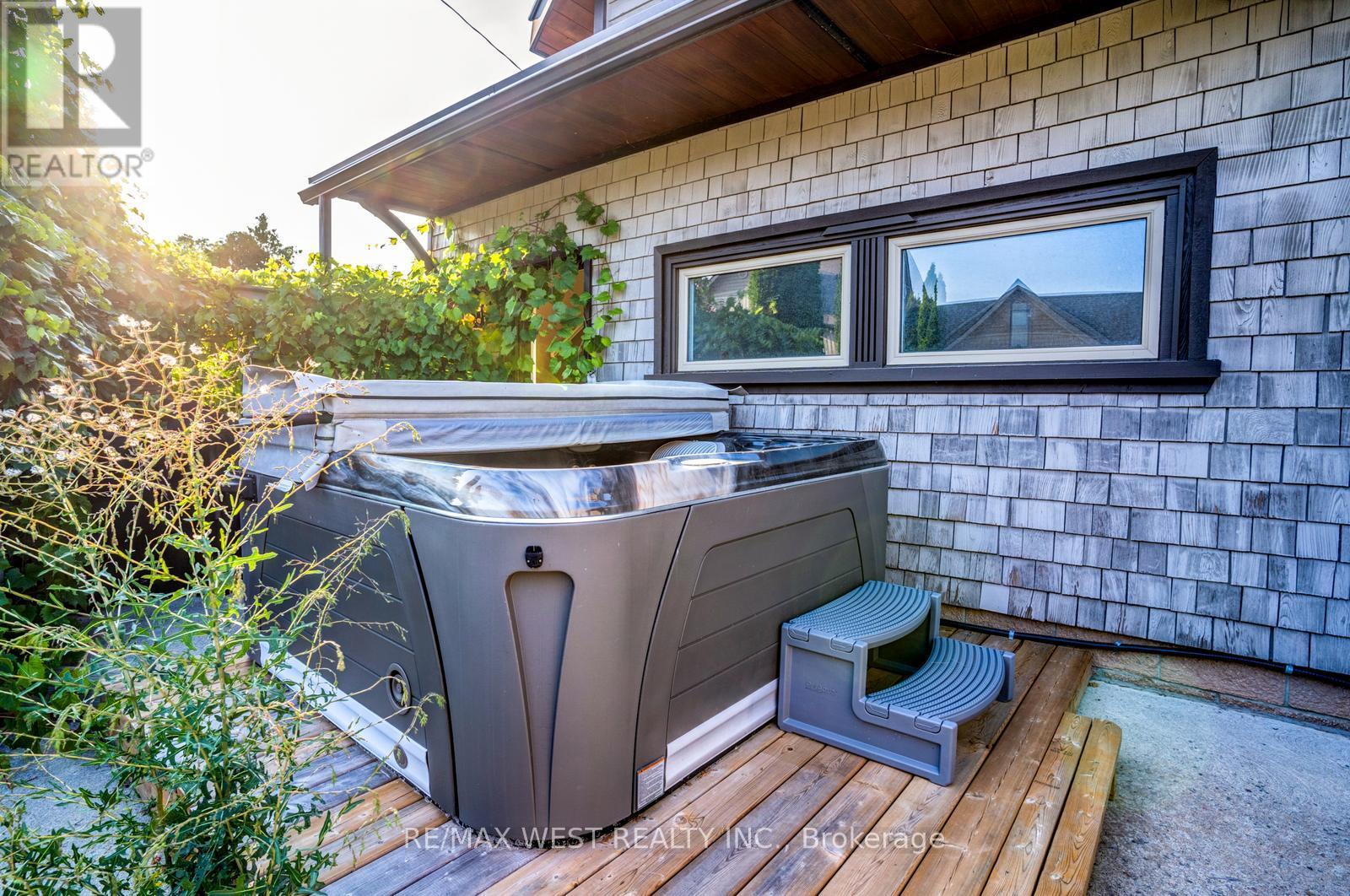 523 Lake Drive E, Georgina, Ontario  L0E 1S0 - Photo 27 - N12518662