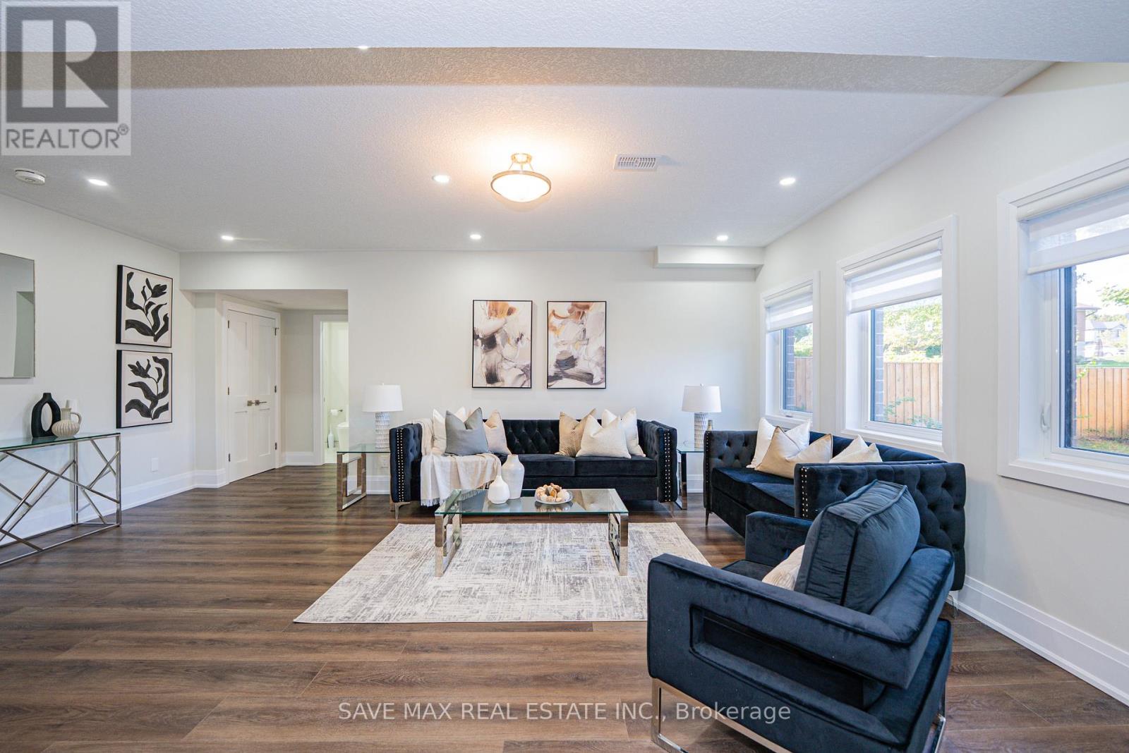 26 Falconridge Drive, Kitchener, Ontario  N2K 0G1 - Photo 41 - X12517922