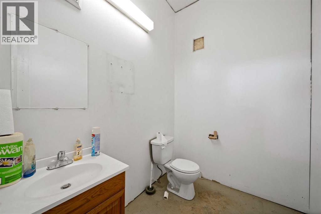 10 & 20, 8028 Edgar Industrial Crescent, Red Deer, Alberta  T4P 3R3 - Photo 4 - A2267823