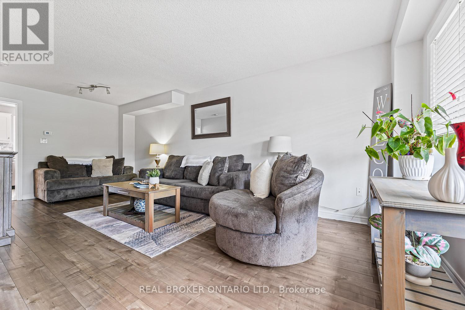 89 Bentley Crescent, Barrie, Ontario  L4N 0Z1 - Photo 5 - S12518472