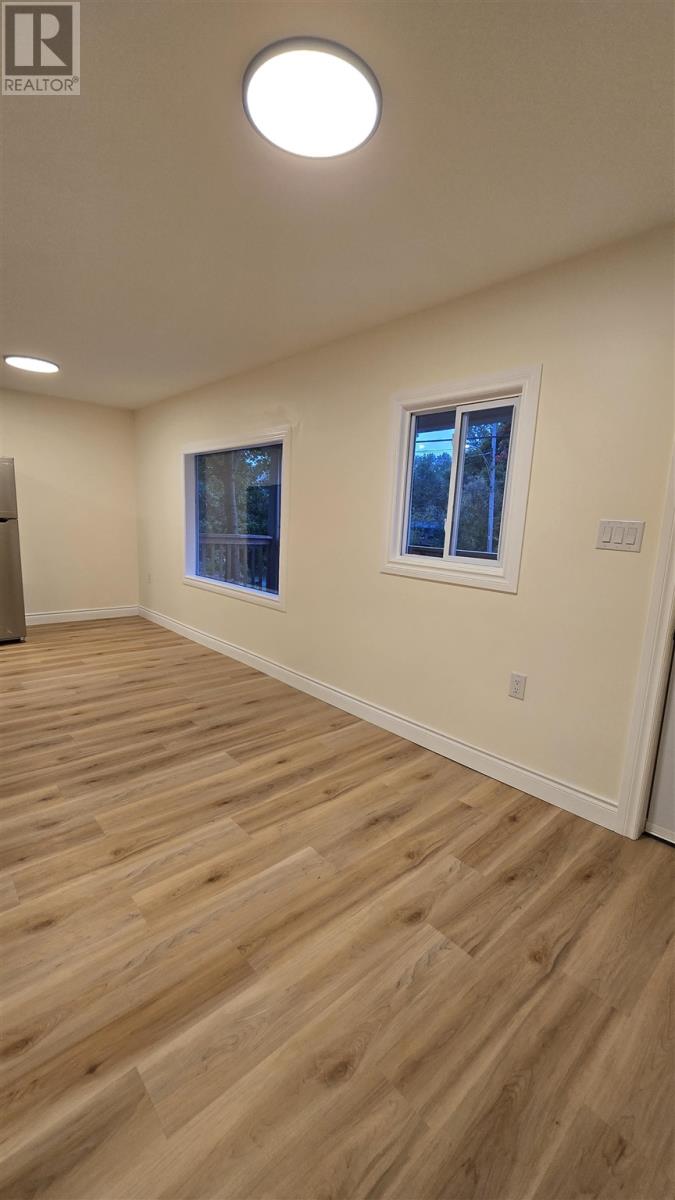 42 Knox Ave, Sault Ste. Marie, Ontario P6B 3X9 - Photo 13 - SM252750