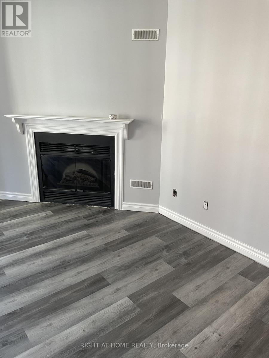 307 - 193 Lake Driveway W, Ajax, Ontario  L1S 7H8 - Photo 5 - E12518736