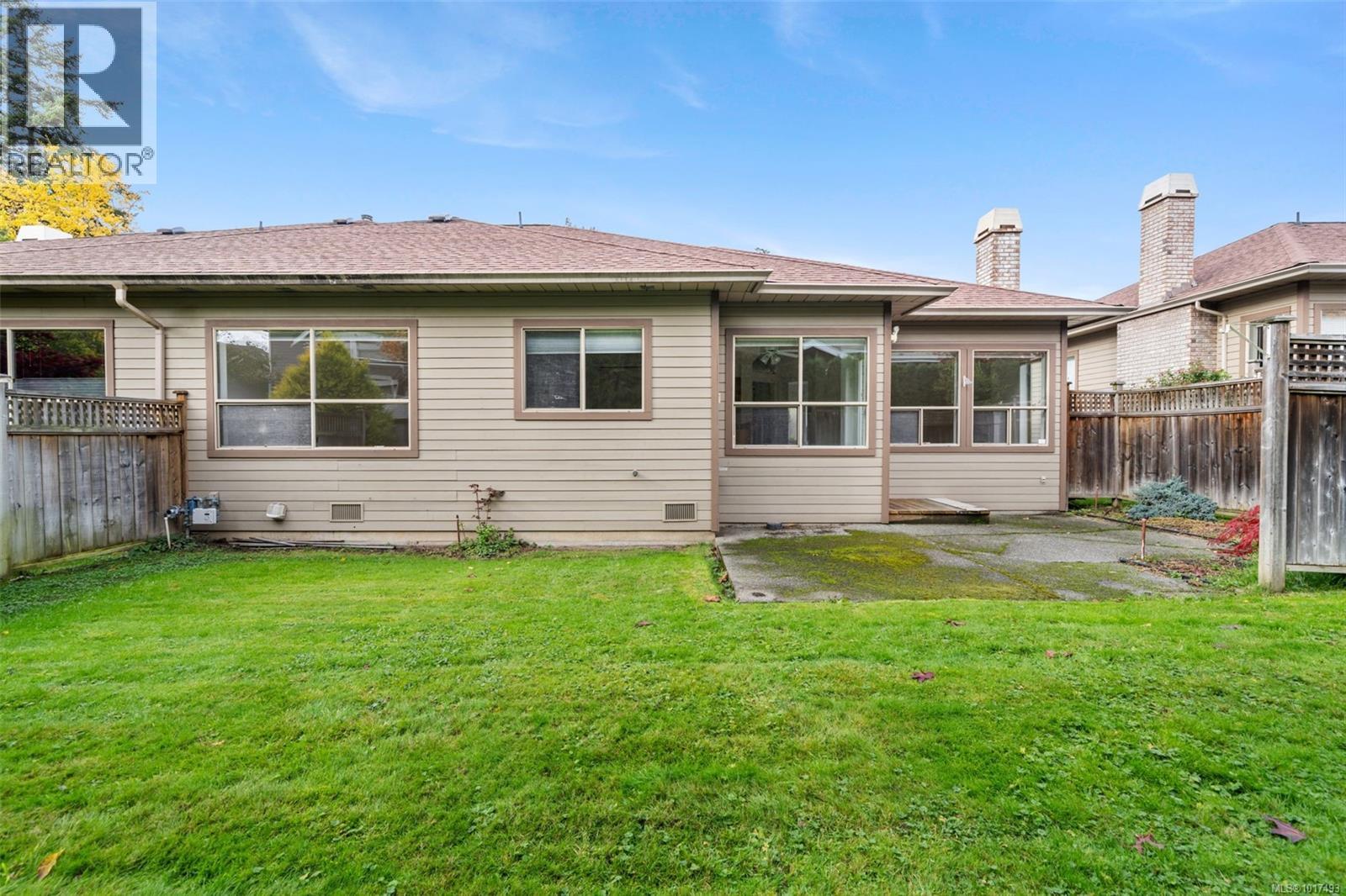 102 4515 Pipeline Rd, Saanich, British Columbia  V8Z 5M3 - Photo 29 - 1017493