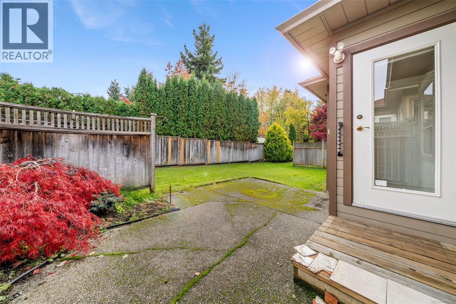 102 4515 Pipeline Rd, Saanich, British Columbia  V8Z 5M3 - Photo 32 - 1017493