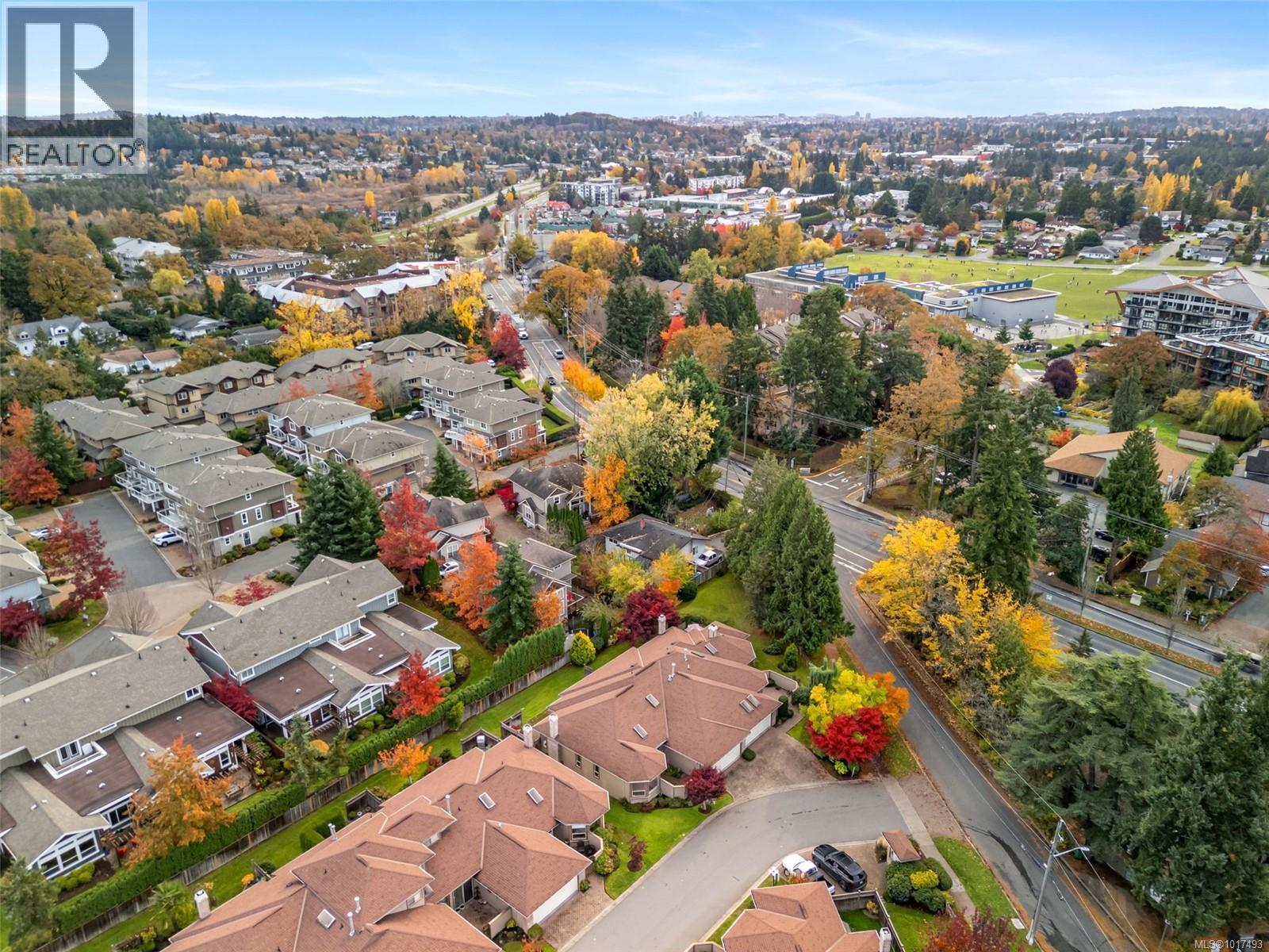 102 4515 Pipeline Rd, Saanich, British Columbia  V8Z 5M3 - Photo 39 - 1017493