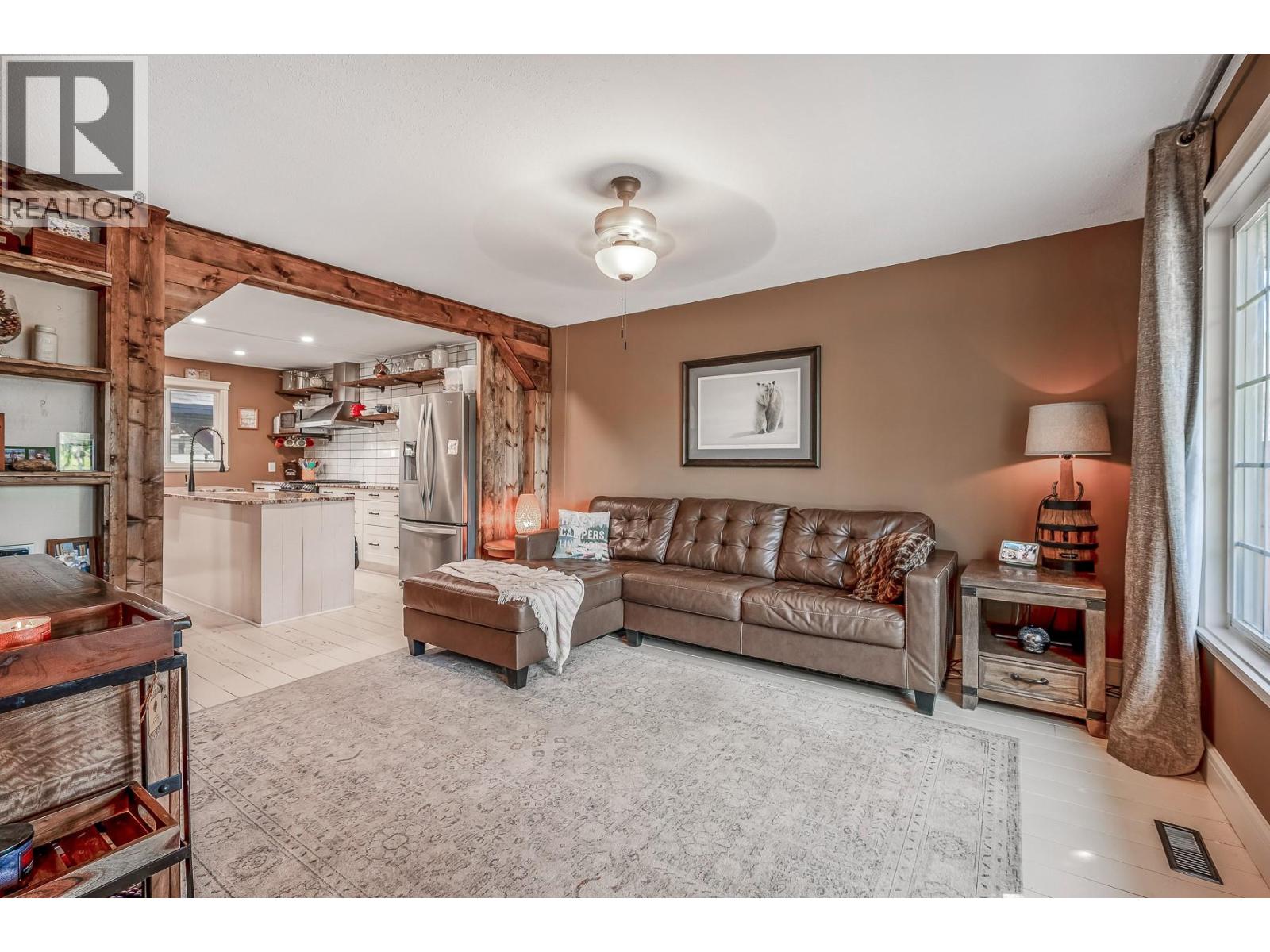 3120 Woodsdale Road, Lake Country, British Columbia  V4V 2K3 - Photo 5 - 10346747