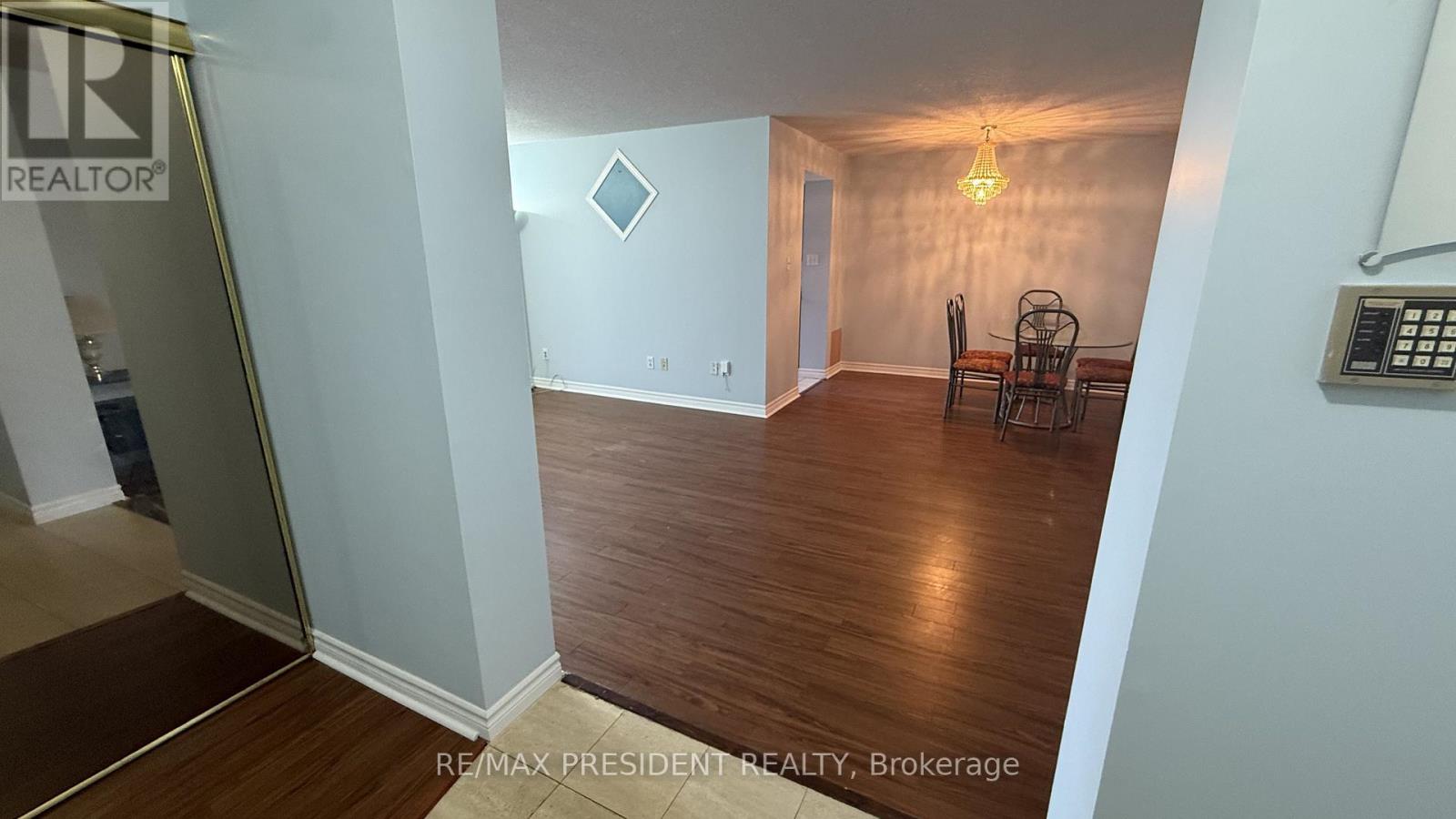 206 - 30 Malta Avenue, Brampton, Ontario L6Y 4S5 - Photo 12 - W12518488