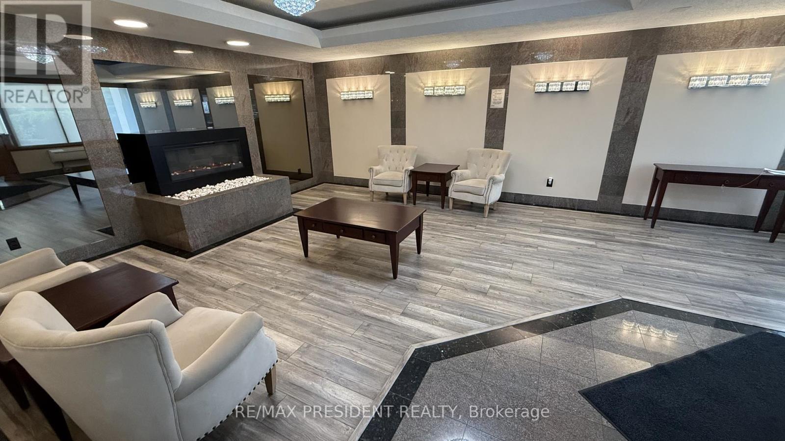 206 - 30 Malta Avenue, Brampton, Ontario L6Y 4S5 - Photo 3 - W12518488