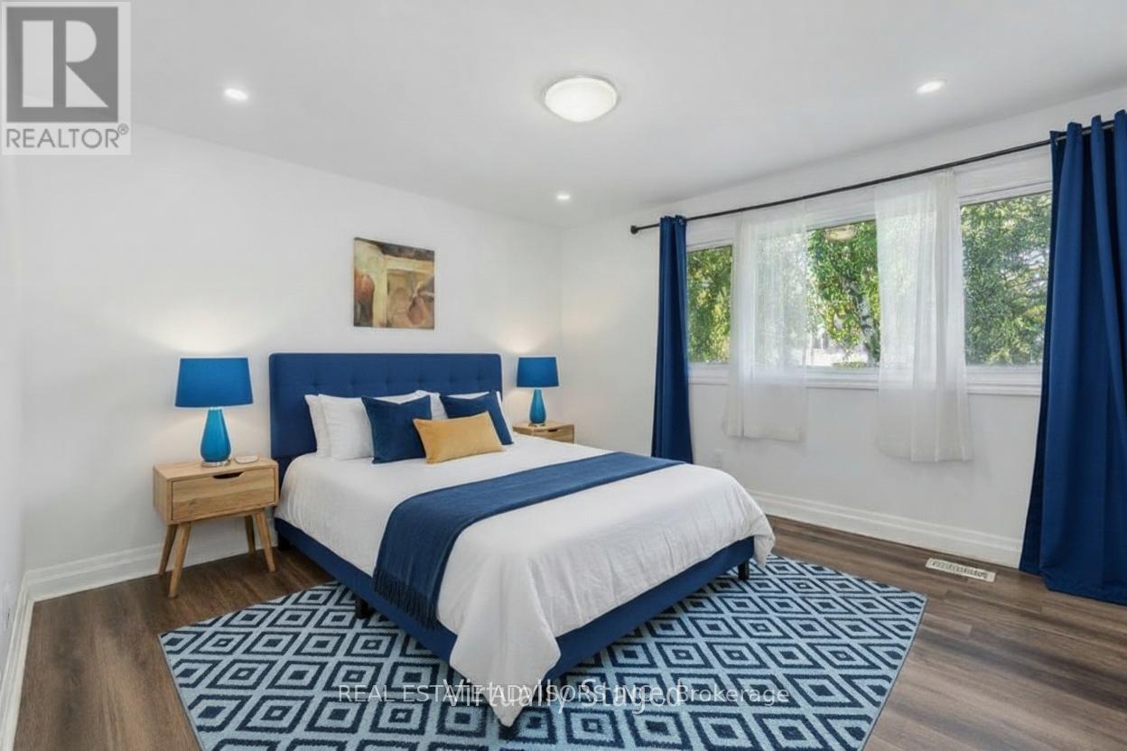 4 Parkend Avenue, Brampton, Ontario  L6Y 1B2 - Photo 17 - W12518490