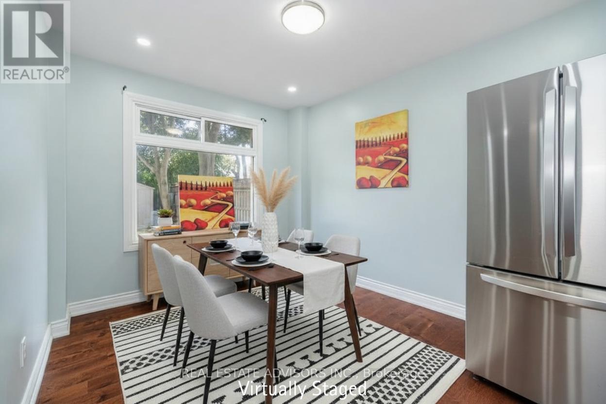 4 Parkend Avenue, Brampton, Ontario  L6Y 1B2 - Photo 9 - W12518490