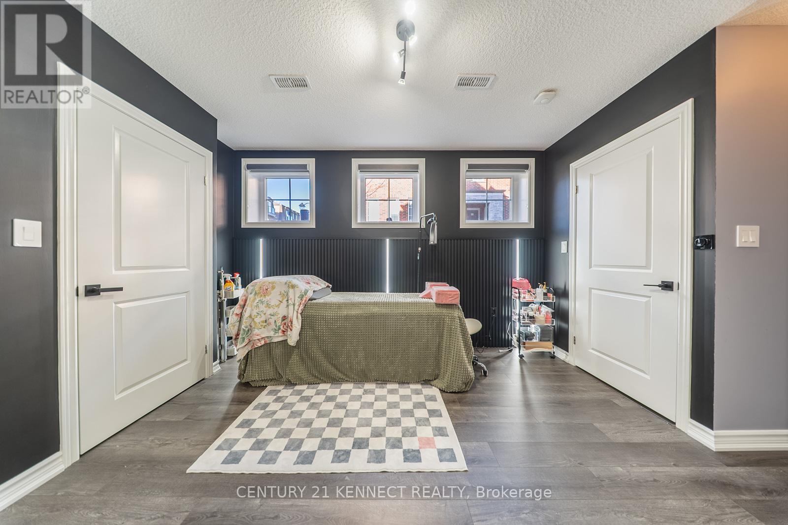 132 - 445 Ontario Street S, Milton, Ontario L9T 9K5 - Photo 32 - W12518516