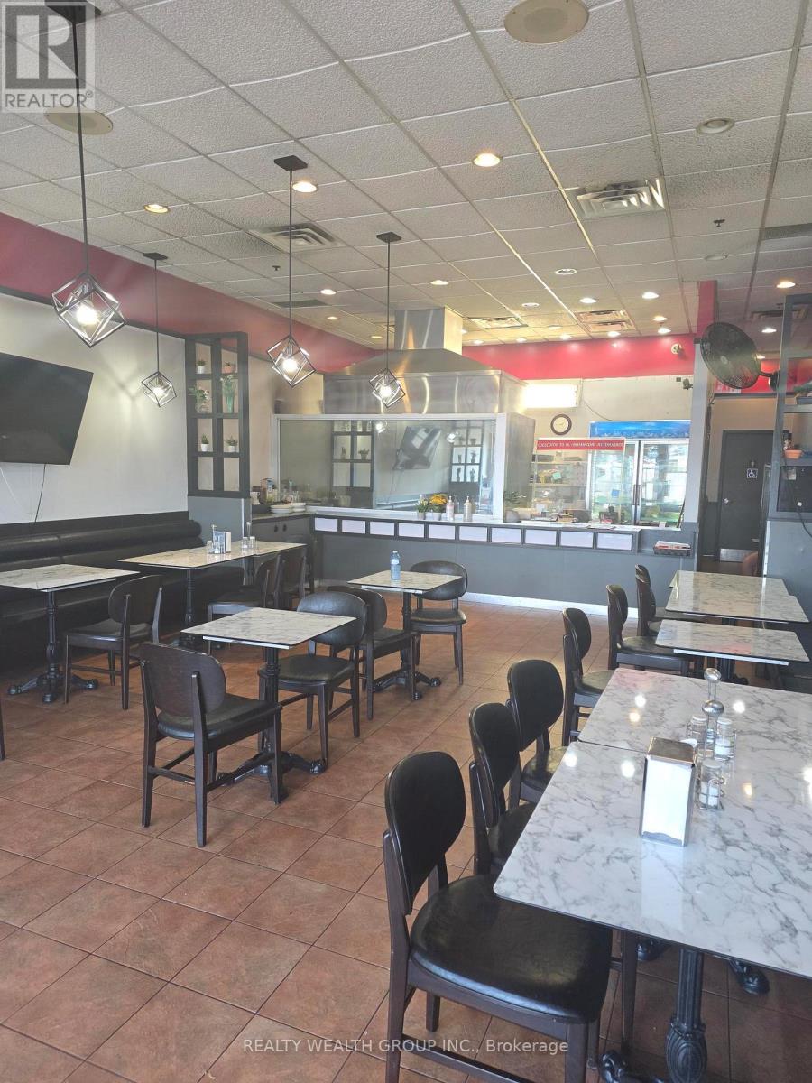 Dundas St - 6550 Meadowvale Town Centre, Mississauga, Ontario  L5N 4B7 - Photo 2 - W12518568