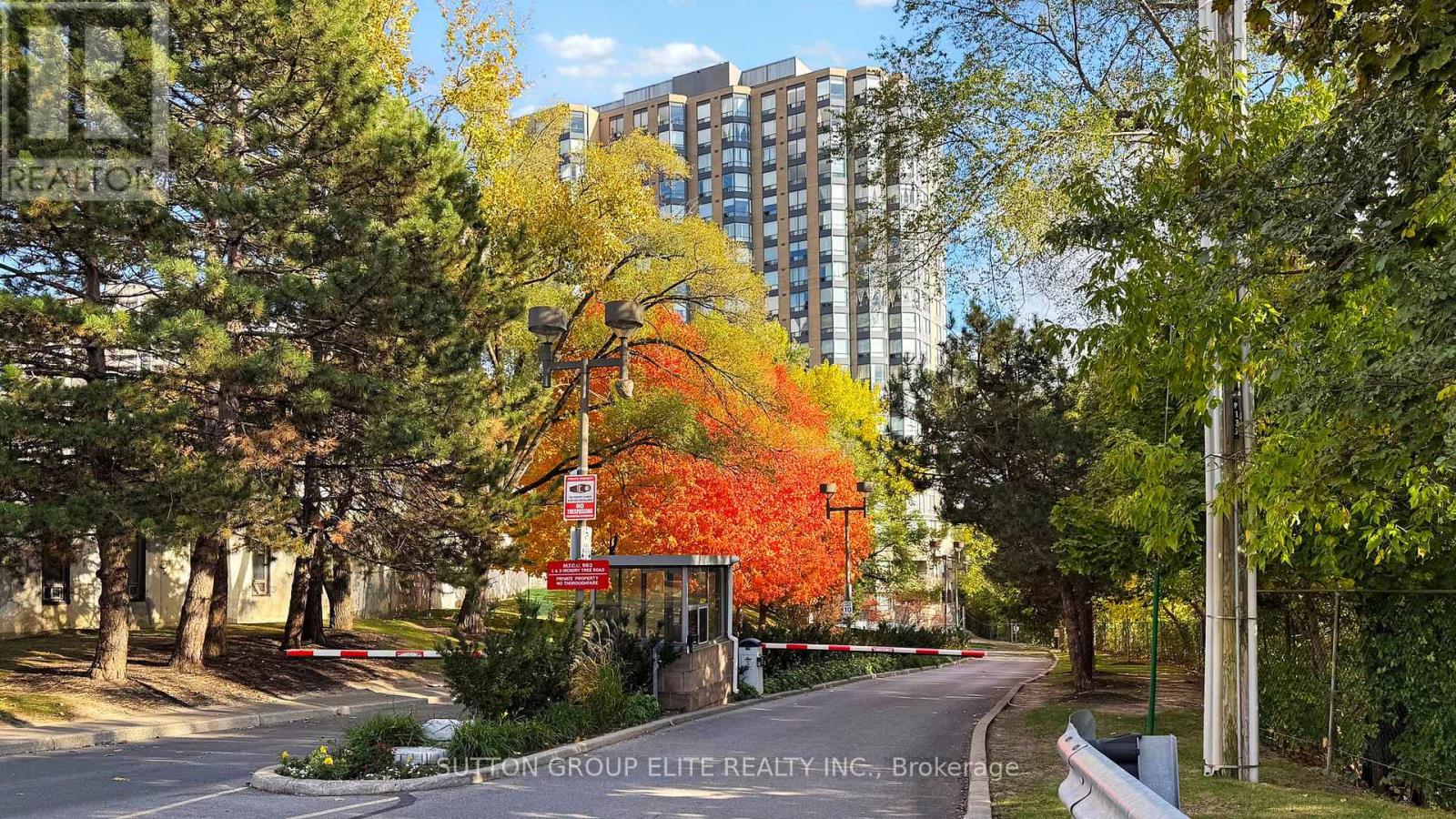 1707 - 3 HICKORY TREE ROAD, Toronto, Ontario