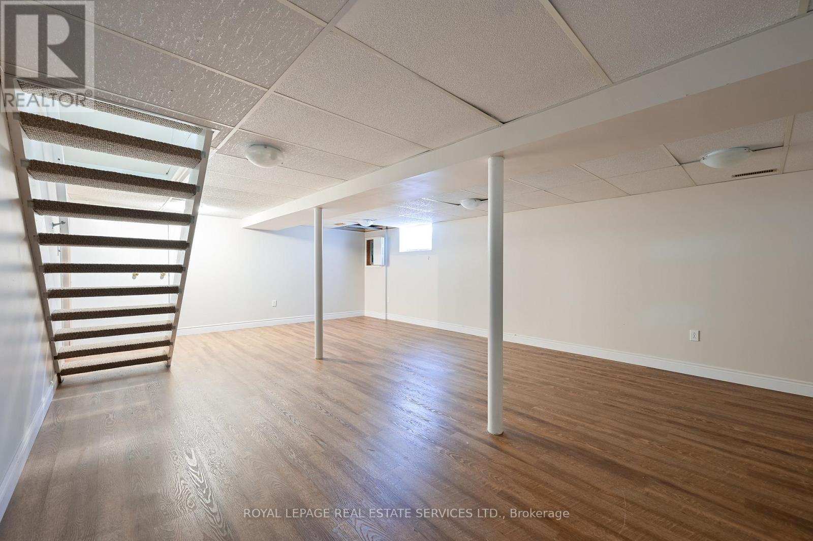 2471 Meadowood Crescent, Oakville, Ontario L6L 1V5 - Photo 28 - W12518580