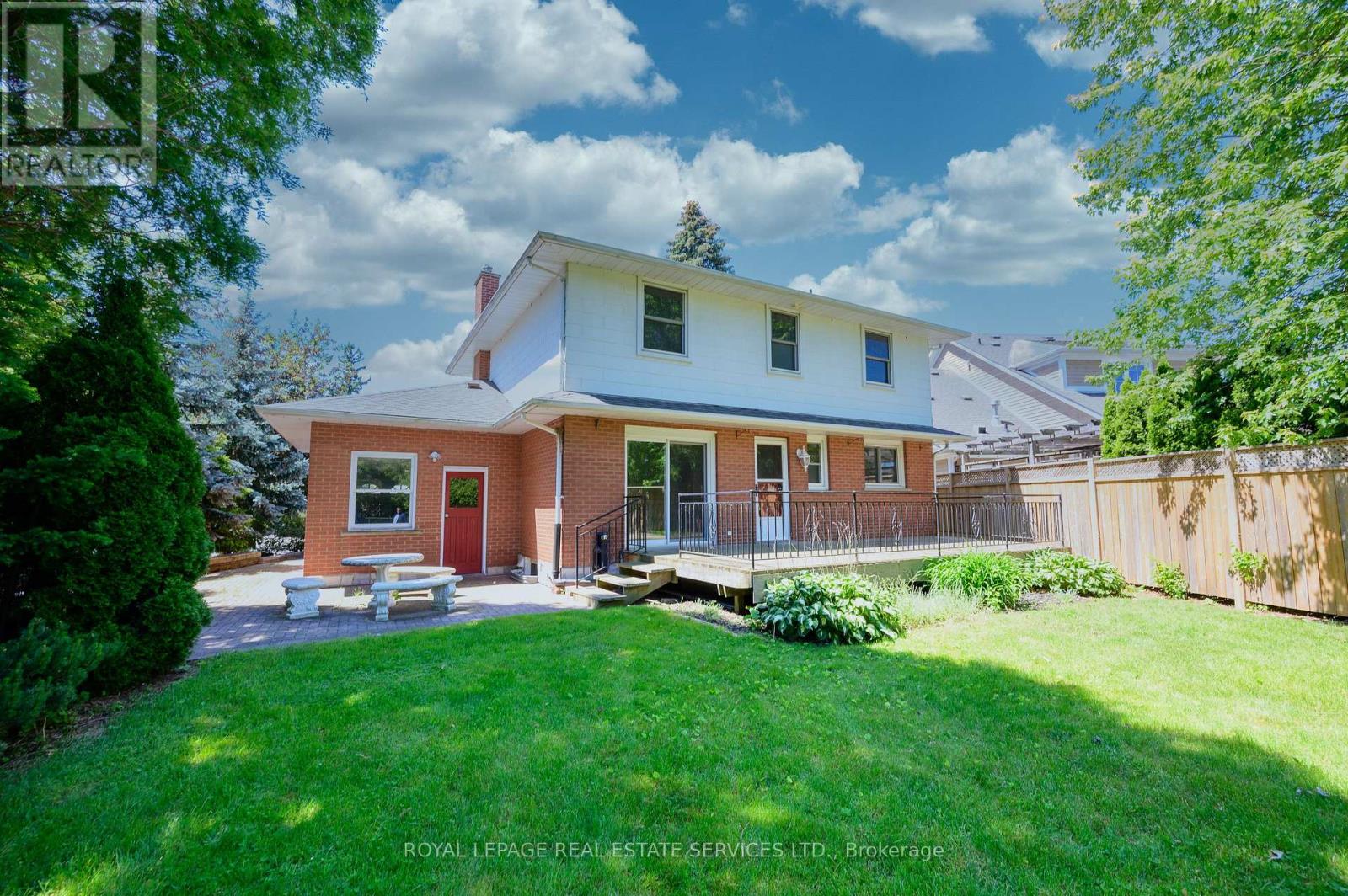 2471 Meadowood Crescent, Oakville, Ontario L6L 1V5 - Photo 36 - W12518580