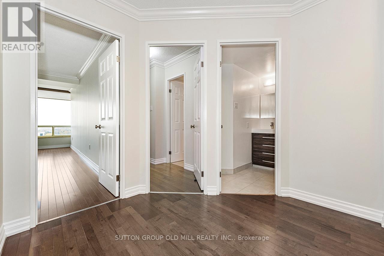 2806 - 1300 Islington Avenue, Toronto, Ontario  M9A 5C4 - Photo 12 - W12518582