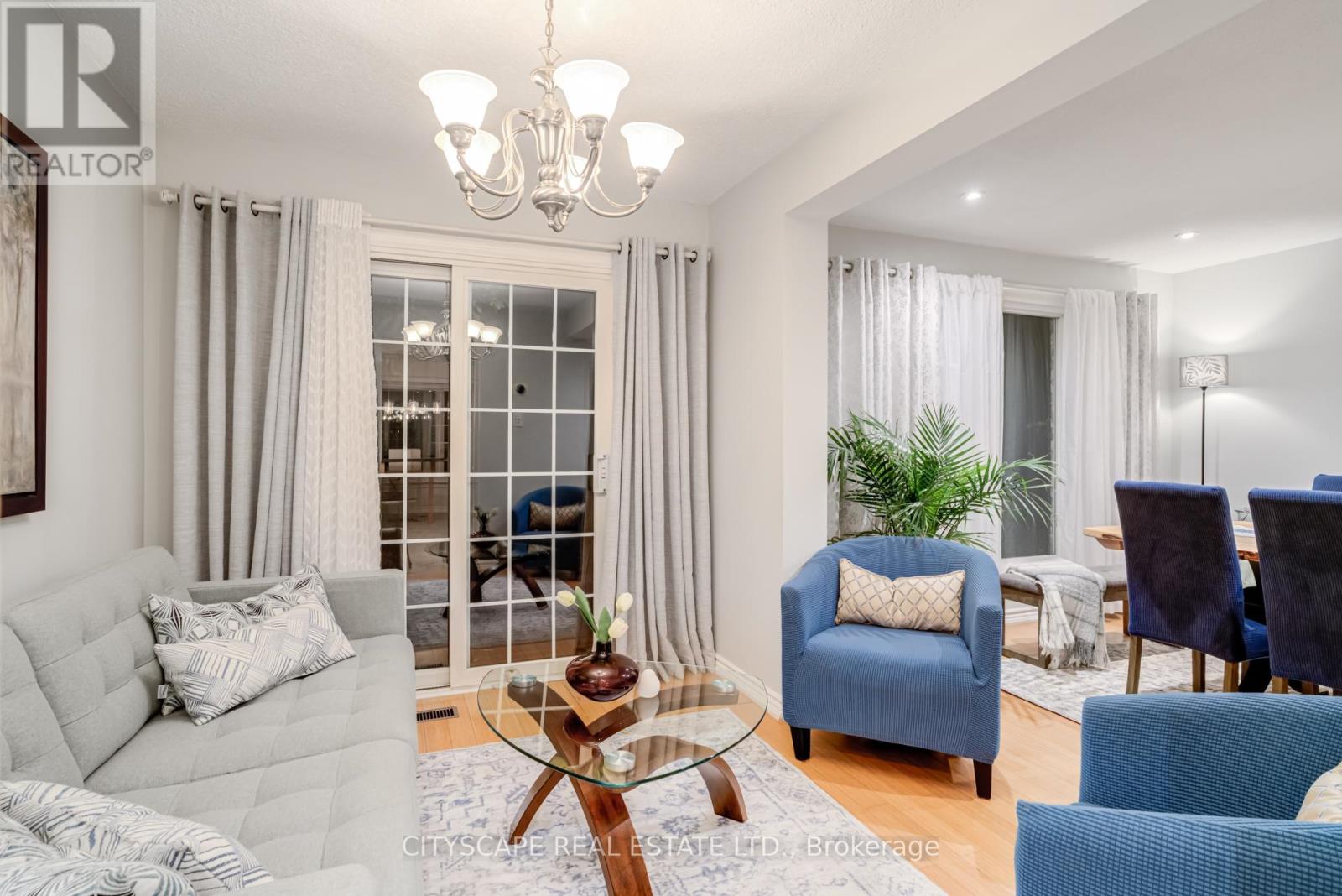 4235 Stonemason Crescent, Mississauga, Ontario  L5L 2Z6 - Photo 10 - W12518598