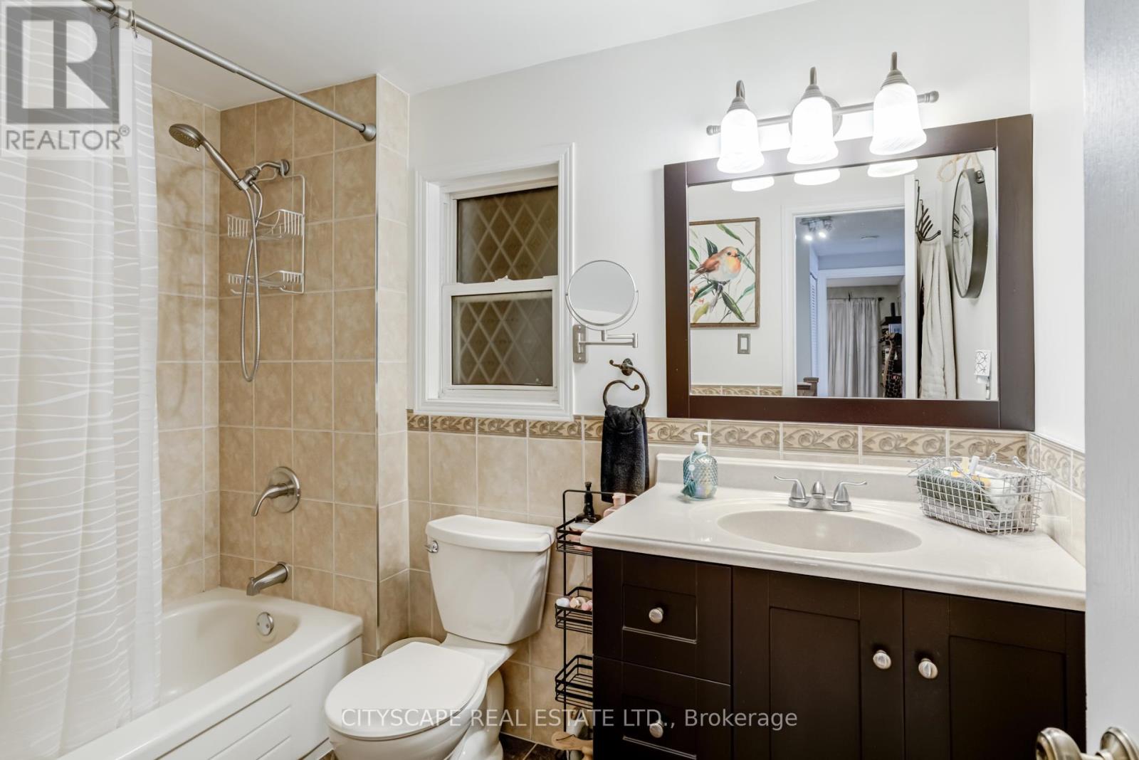 4235 Stonemason Crescent, Mississauga, Ontario  L5L 2Z6 - Photo 28 - W12518598