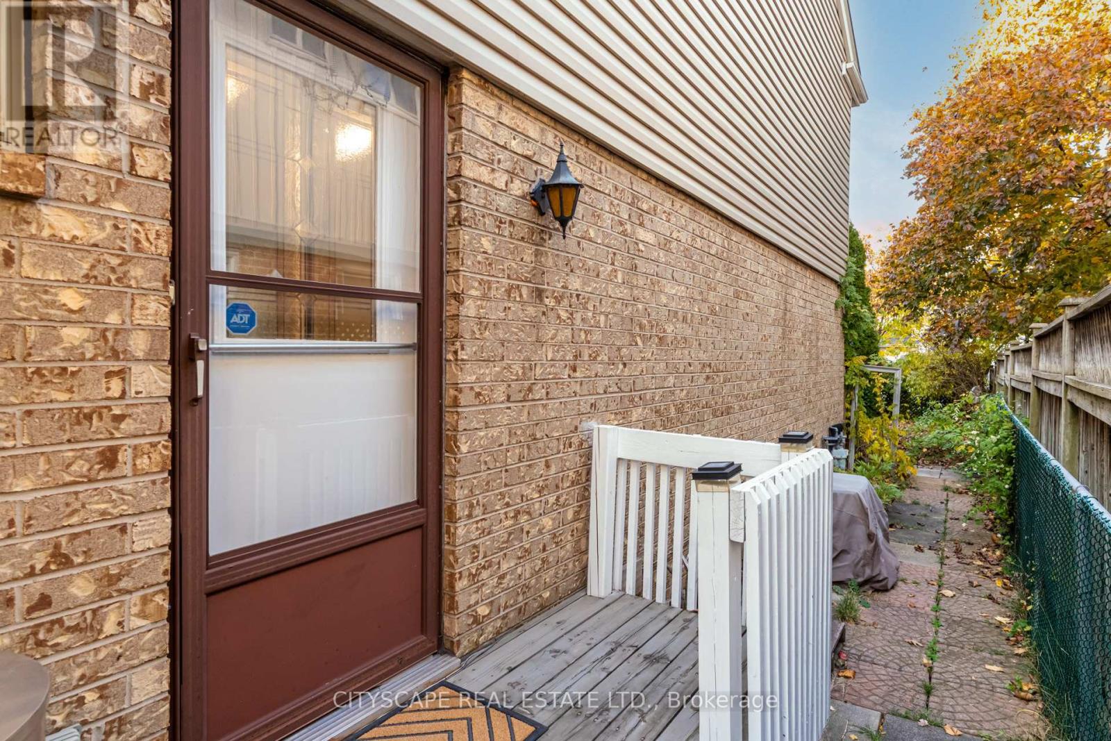 4235 Stonemason Crescent, Mississauga, Ontario  L5L 2Z6 - Photo 41 - W12518598