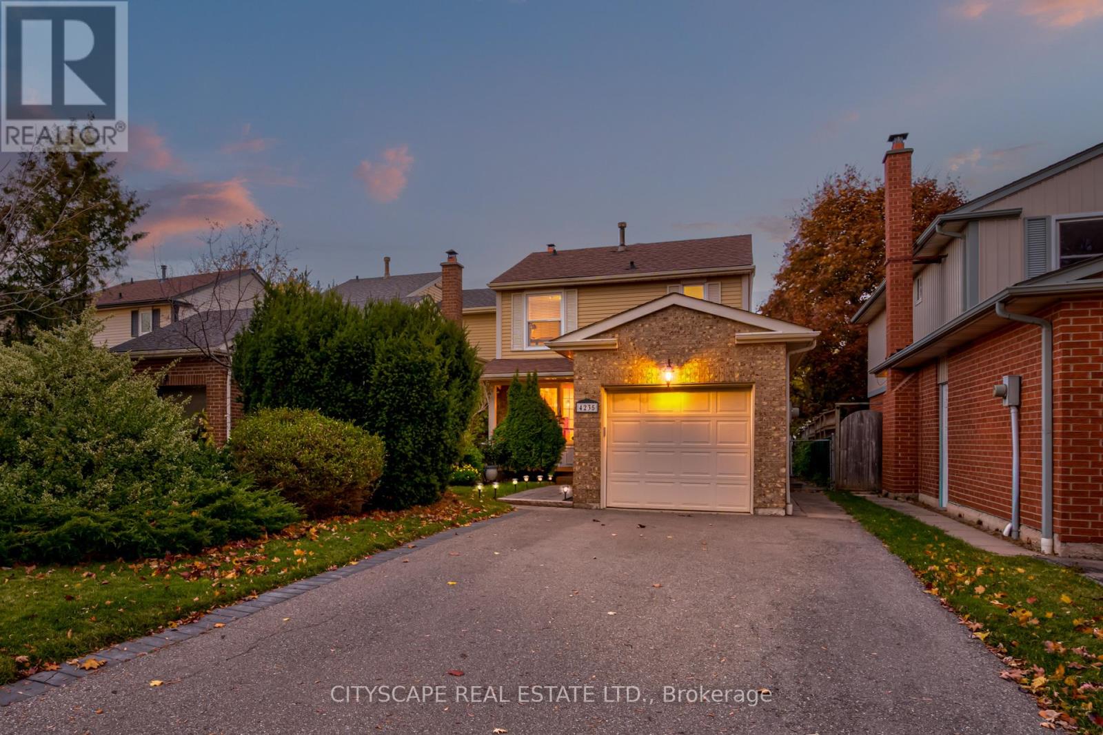 4235 Stonemason Crescent, Mississauga, Ontario  L5L 2Z6 - Photo 46 - W12518598