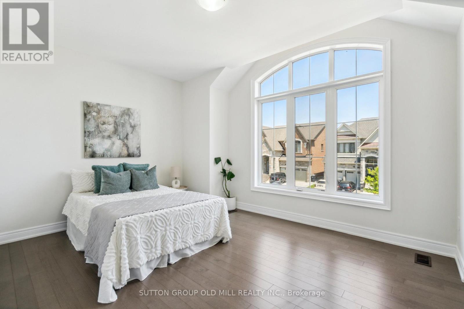 4 Daisy Meadow Crescent, Caledon, Ontario  L7C 4G4 - Photo 24 - W12518608